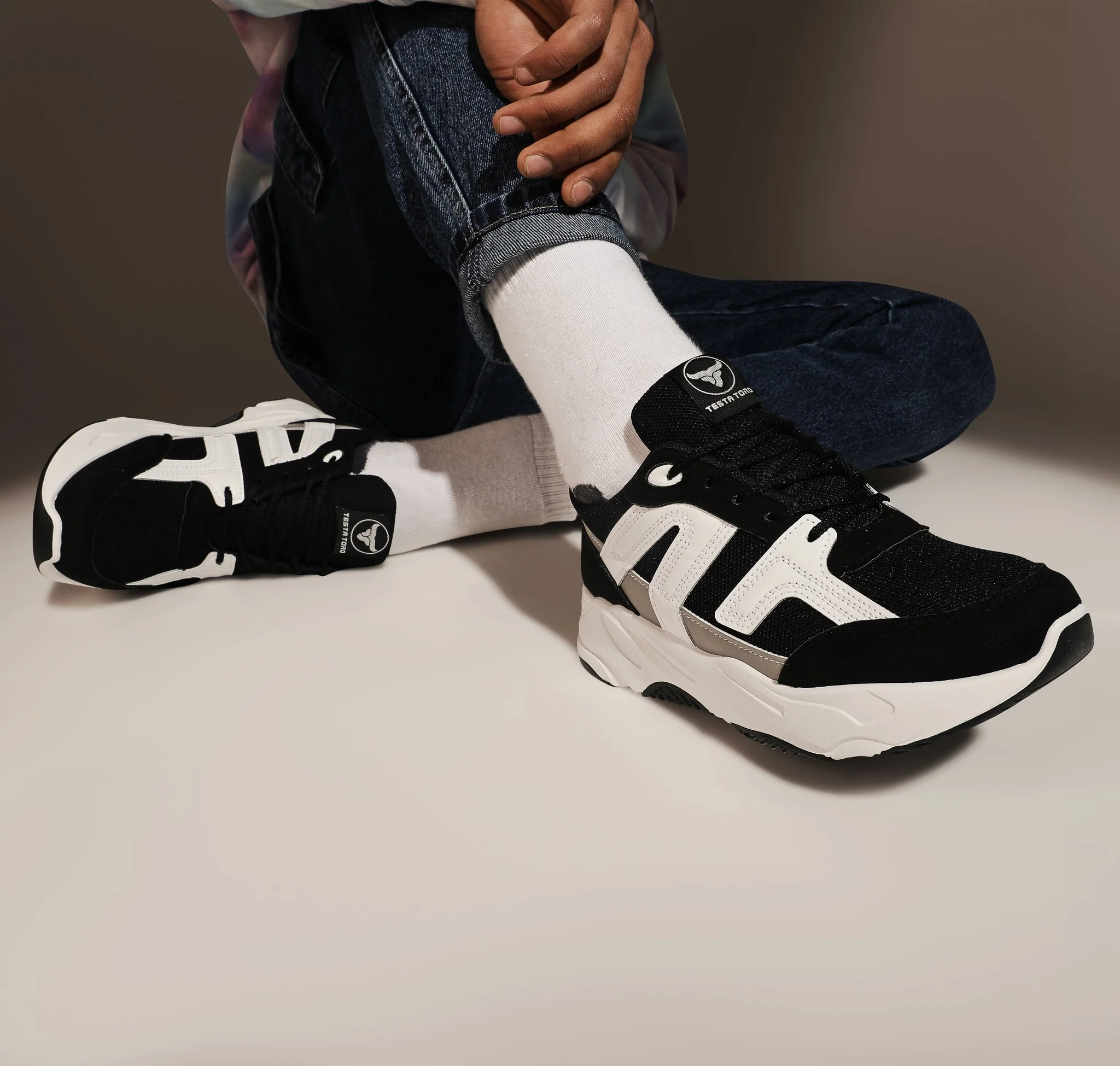 حذاء كاجوال من الفئة الفاخرة بمفهوم جديد للتصميم من تيستا تورو Q1 - Image 12