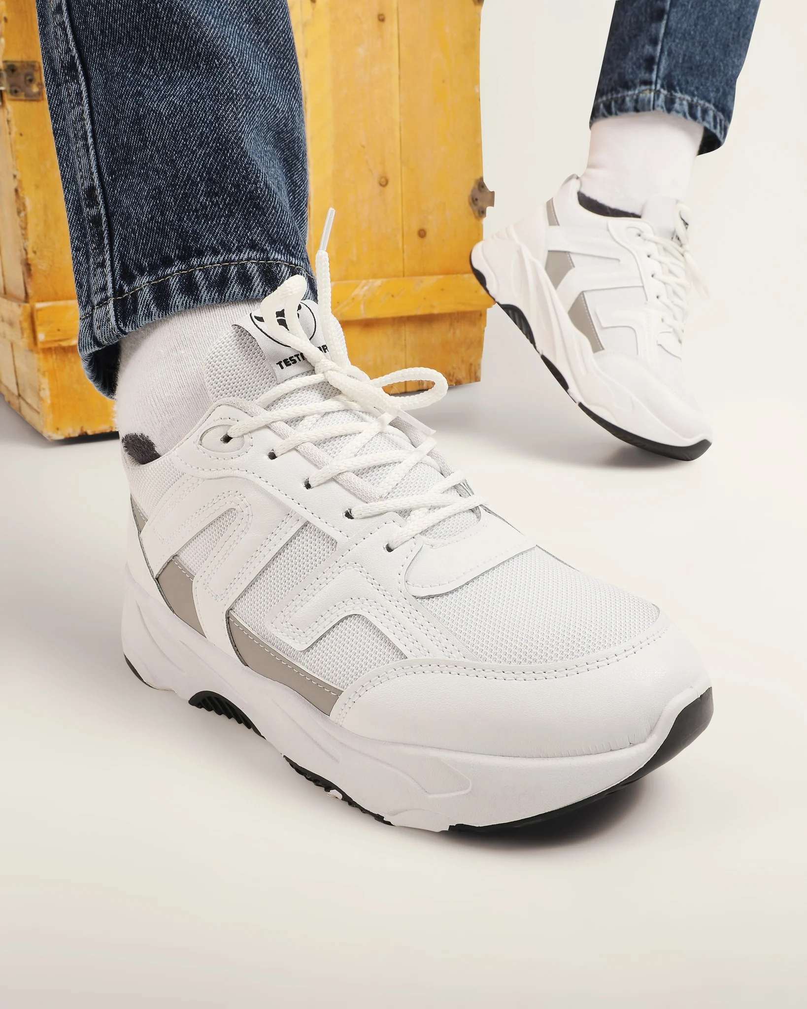 حذاء كاجوال من الفئة الفاخرة بمفهوم جديد للتصميم من تيستا تورو Q1 - Image 23