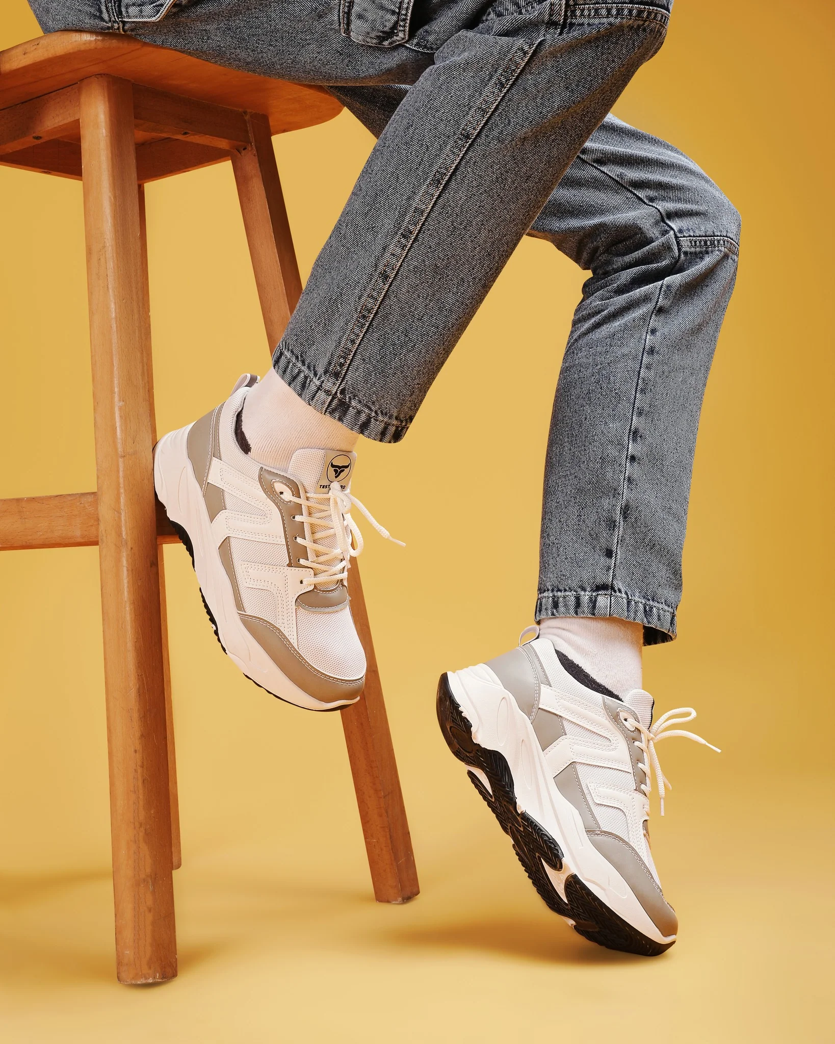 حذاء كاجوال من الفئة الفاخرة بمفهوم جديد للتصميم من تيستا تورو Q1 - Image 29