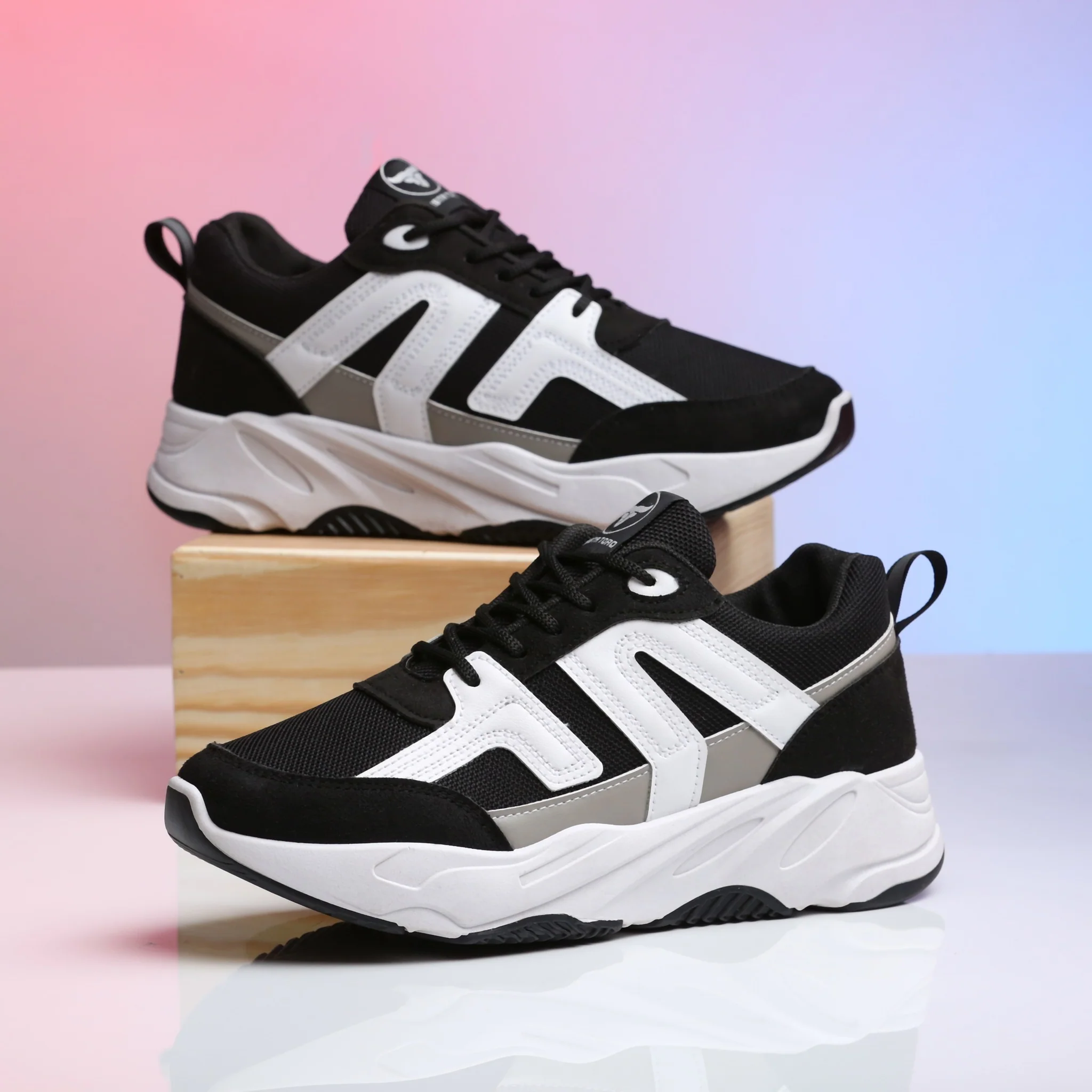 حذاء كاجوال من الفئة الفاخرة بمفهوم جديد للتصميم من تيستا تورو Q1 - Image 37