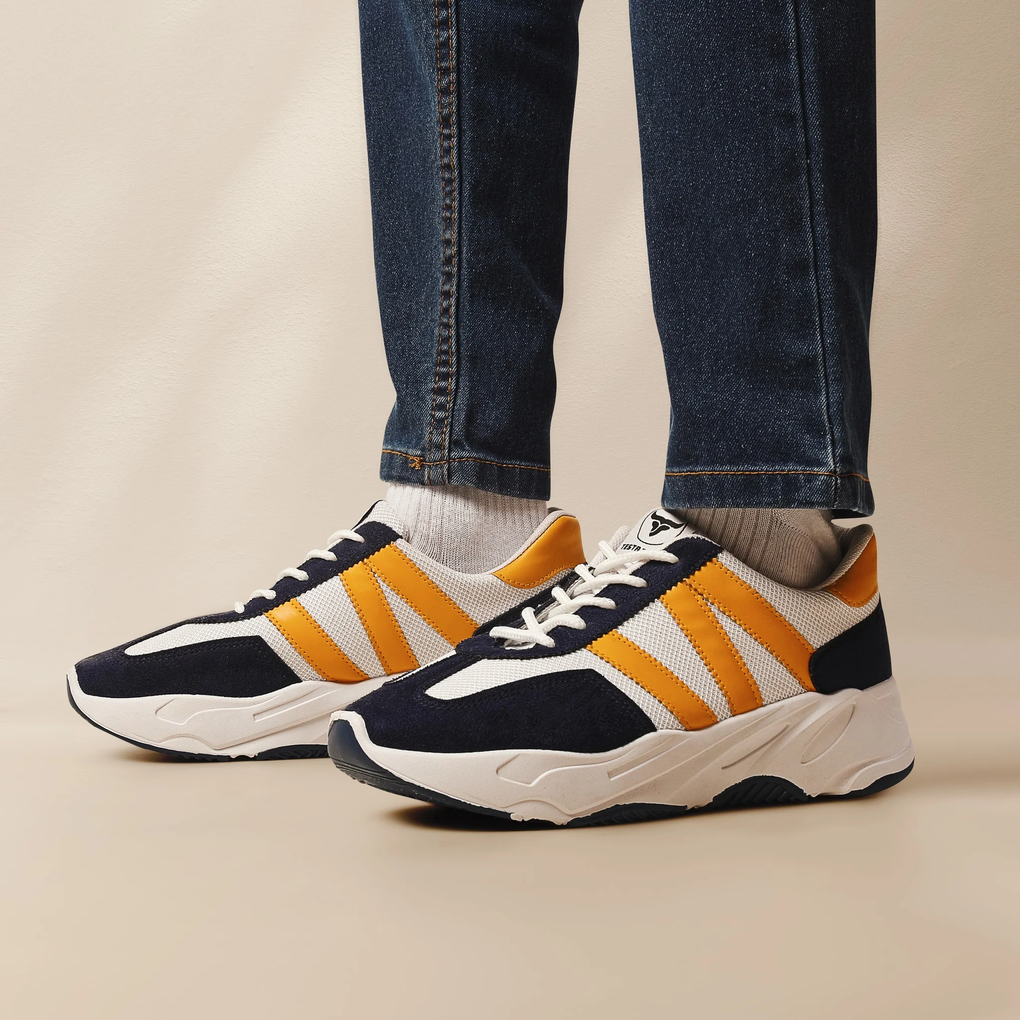 حذاء بتصميم محايد كلاسيكي مبني علي توفير الراحة بخامات مختلطة من تيستا تورو Q3 - Image 13