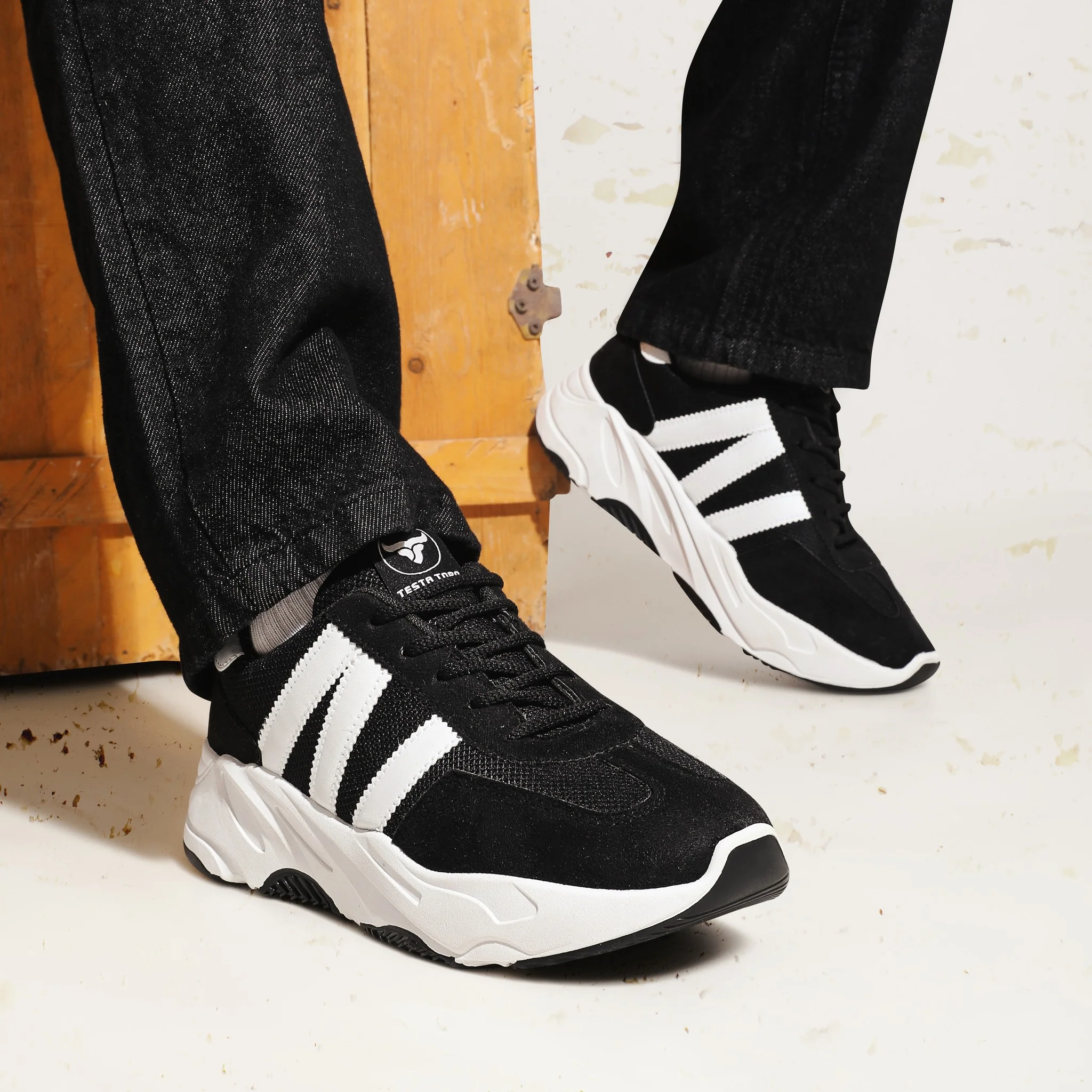 حذاء بتصميم محايد كلاسيكي مبني علي توفير الراحة بخامات مختلطة من تيستا تورو Q3 - Image 17