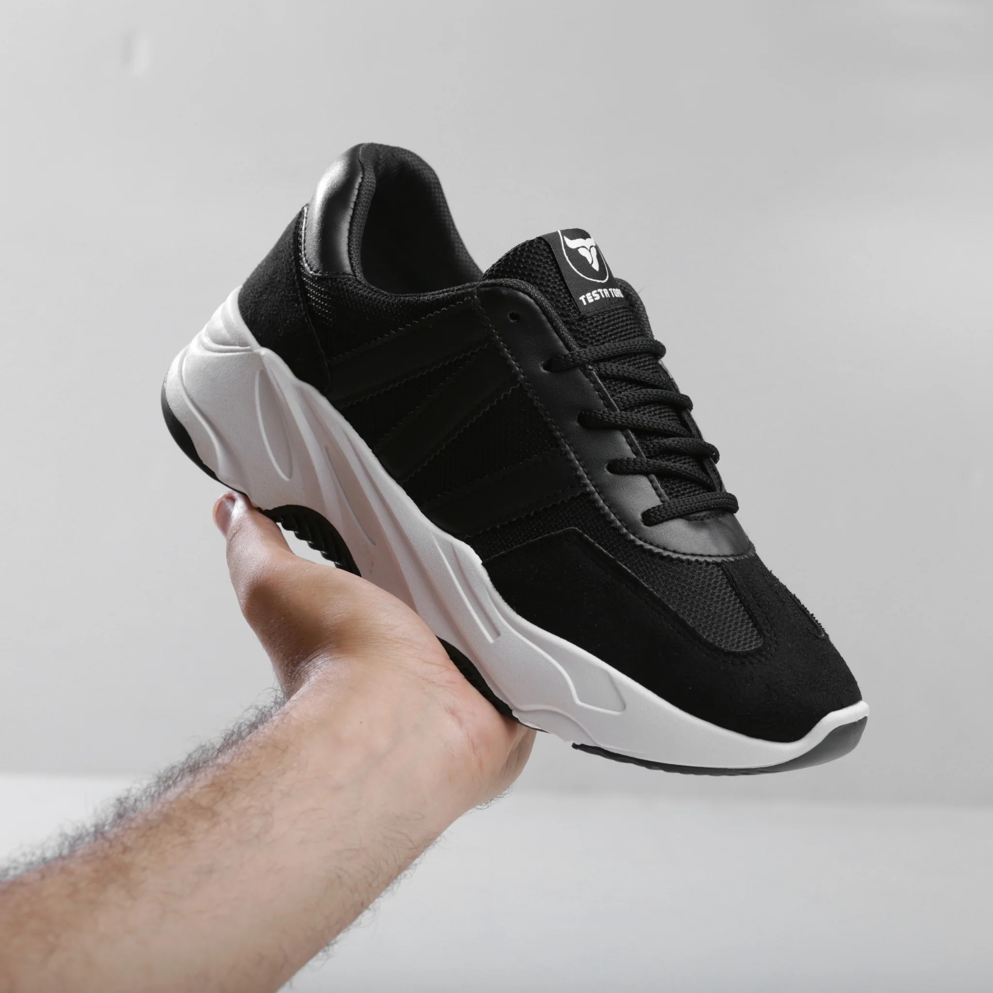 حذاء بتصميم محايد كلاسيكي مبني علي توفير الراحة بخامات مختلطة من تيستا تورو Q3 - Image 26