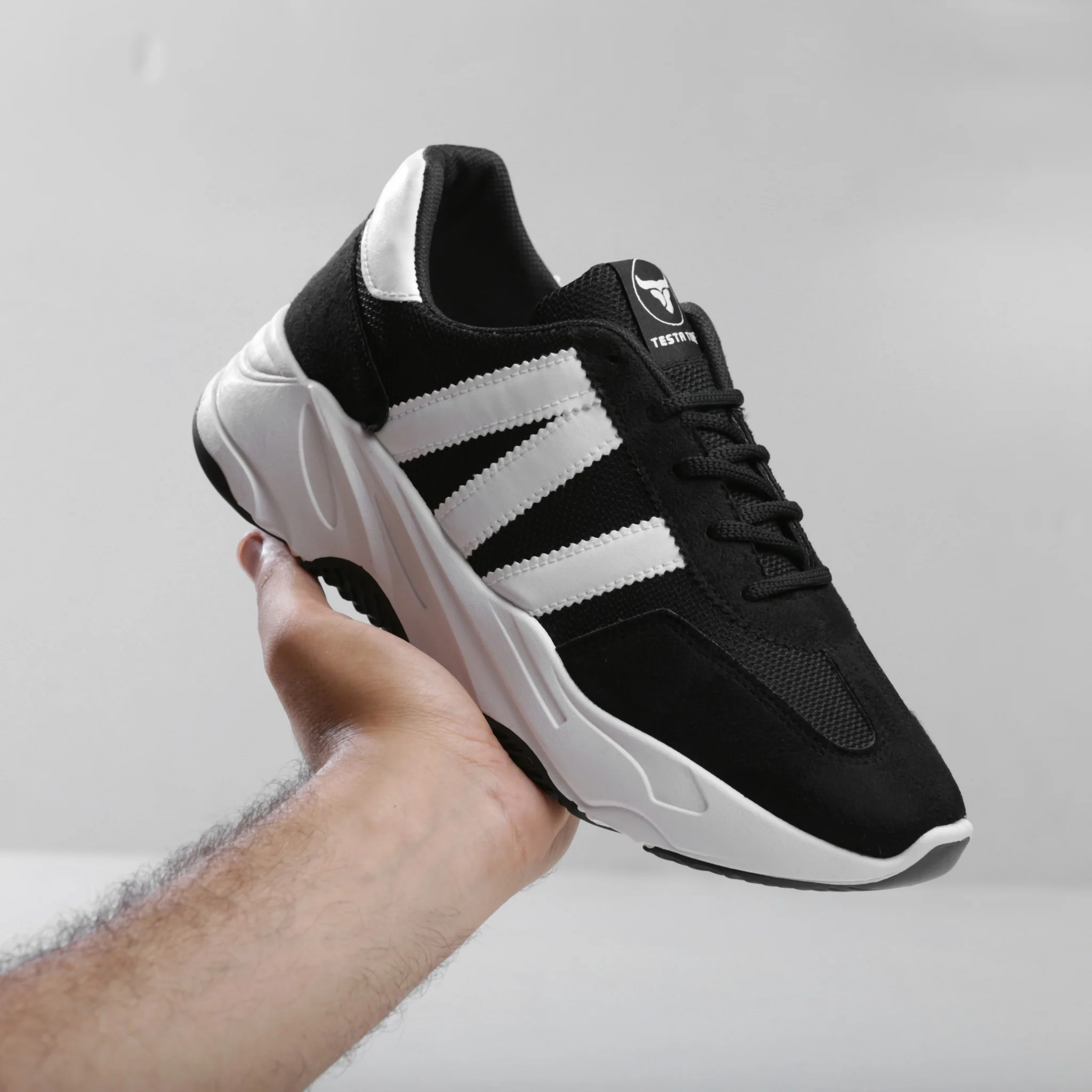 حذاء بتصميم محايد كلاسيكي مبني علي توفير الراحة بخامات مختلطة من تيستا تورو Q3 - Image 28