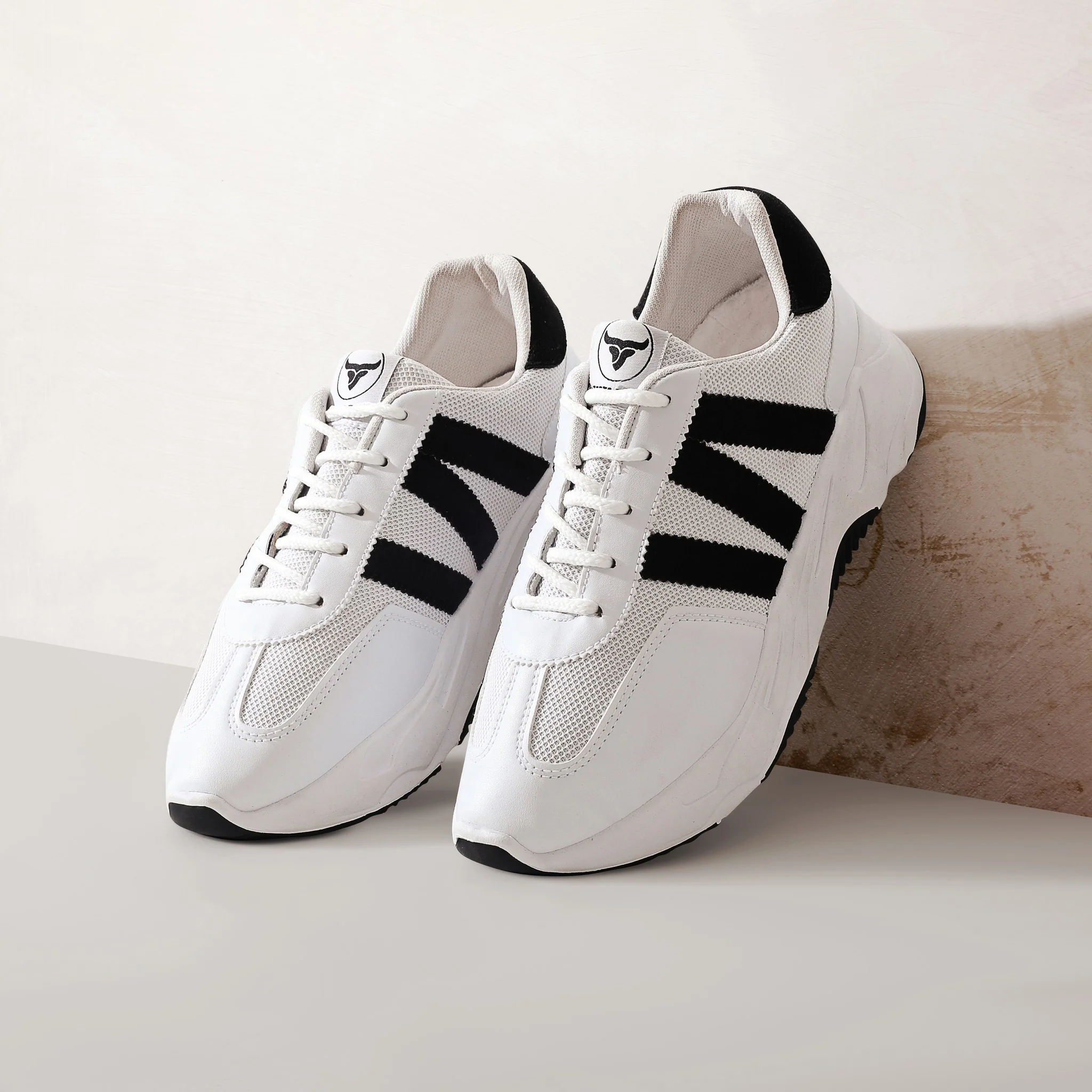 حذاء بتصميم محايد كلاسيكي مبني علي توفير الراحة بخامات مختلطة من تيستا تورو Q3 - Image 48