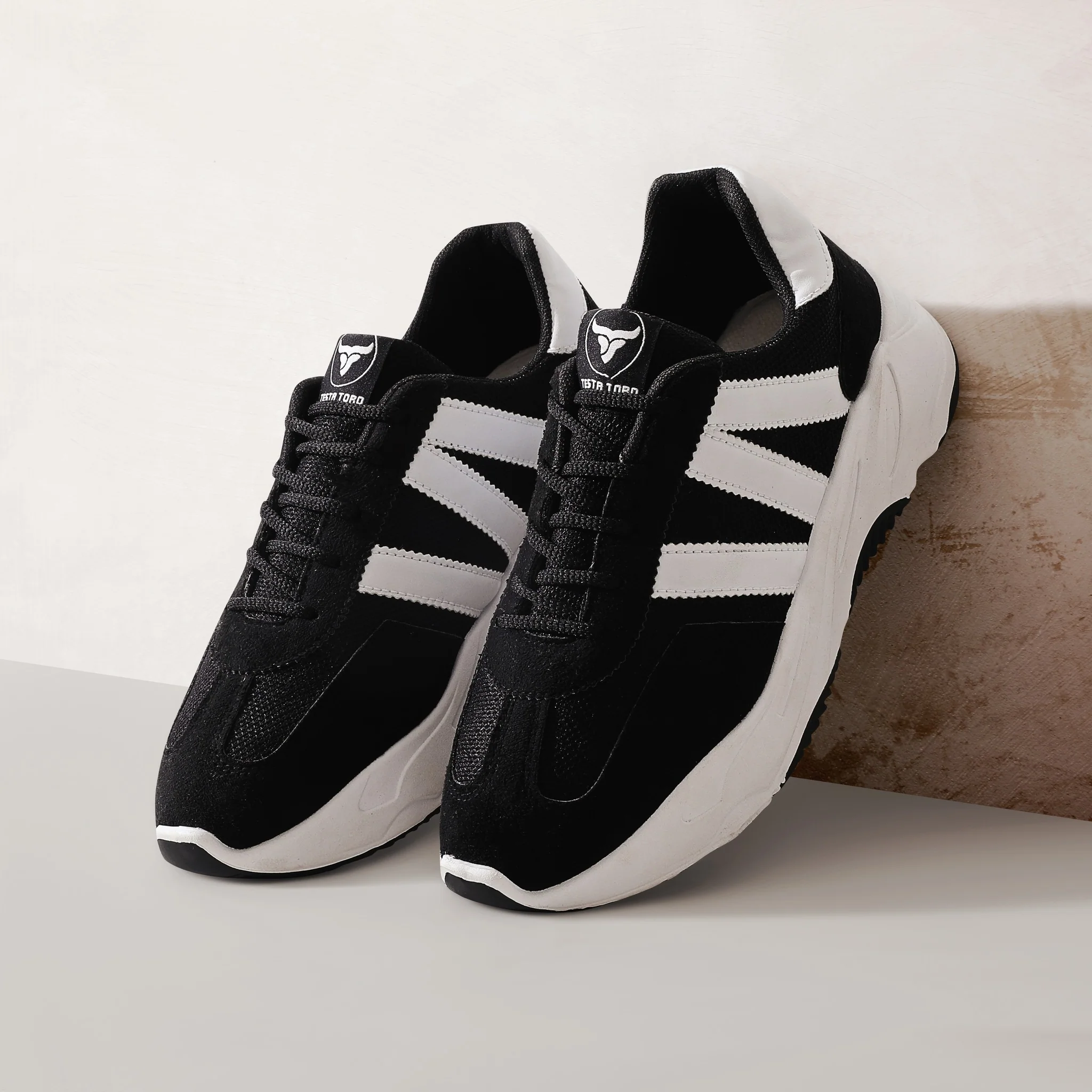 حذاء بتصميم محايد كلاسيكي مبني علي توفير الراحة بخامات مختلطة من تيستا تورو Q3 - Image 49