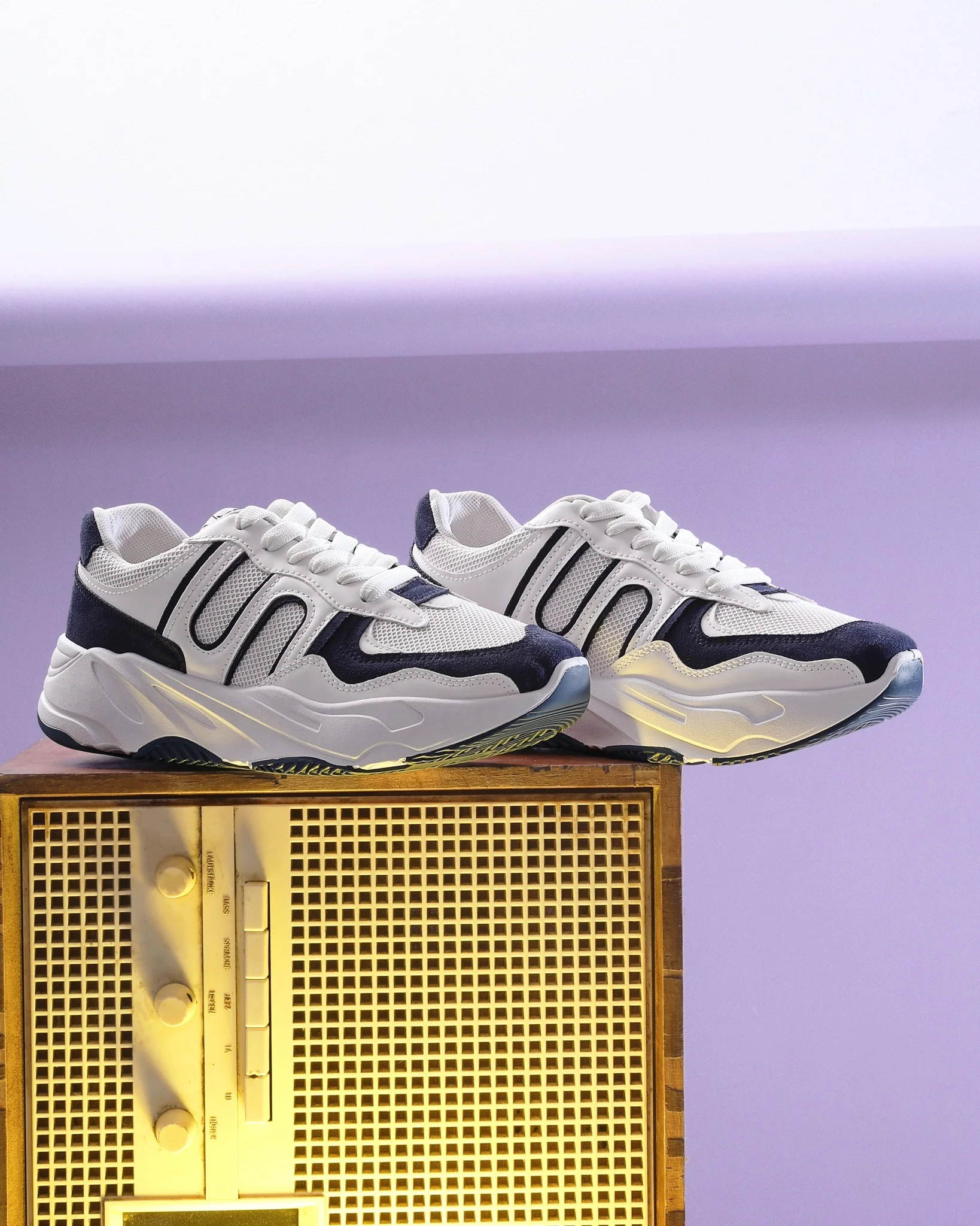 حذاء كاجوال من الفئة الفاخرة للحياة اليومية من تيستا تورو Q4 - Image 17