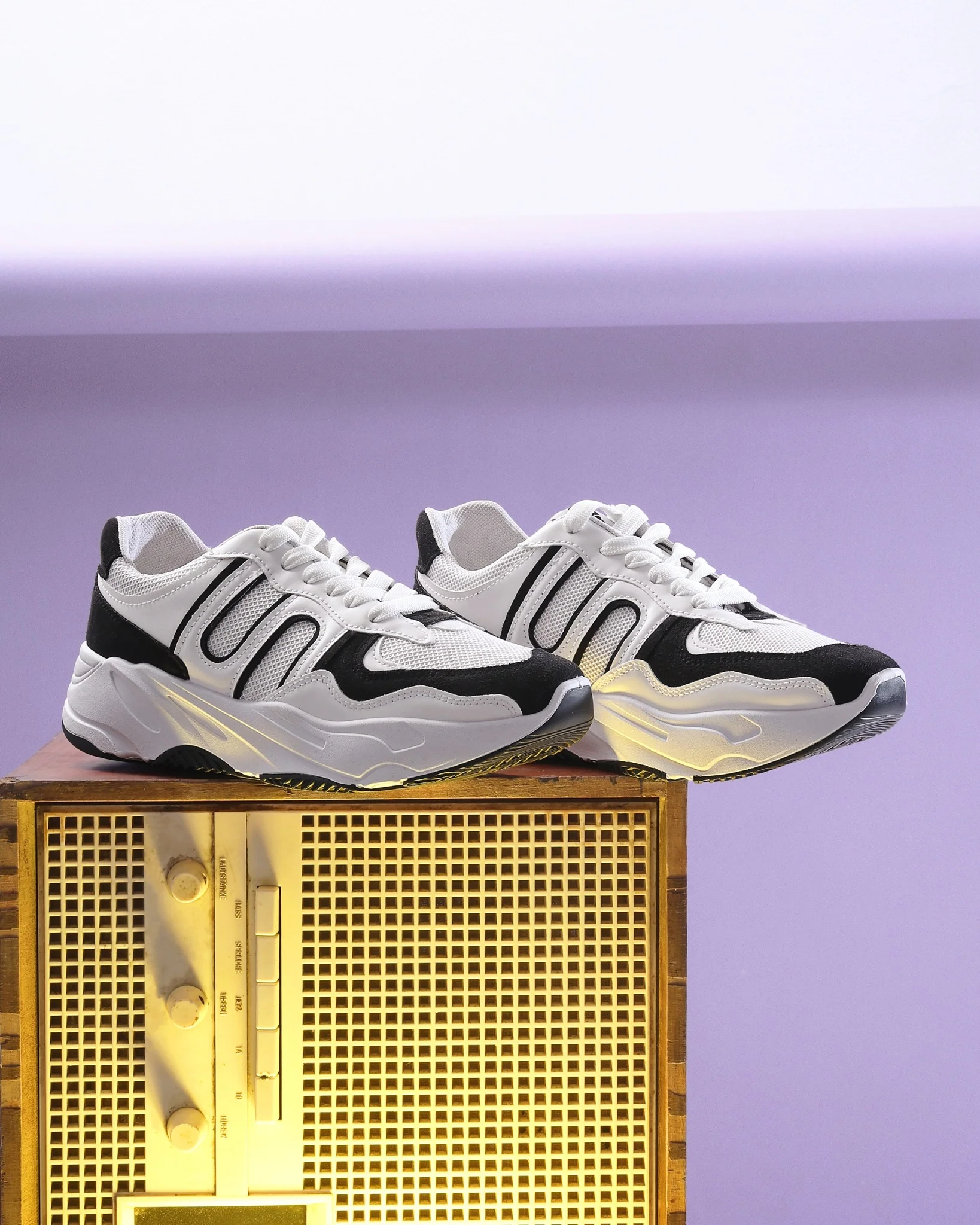 حذاء كاجوال من الفئة الفاخرة للحياة اليومية من تيستا تورو Q4 - Image 18