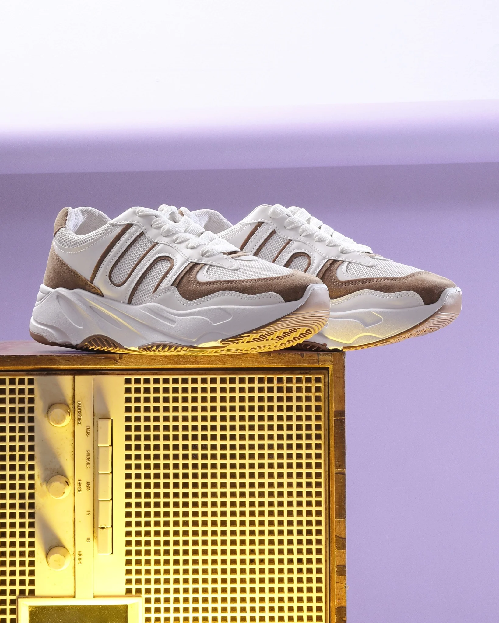 حذاء كاجوال من الفئة الفاخرة للحياة اليومية من تيستا تورو Q4 - Image 19