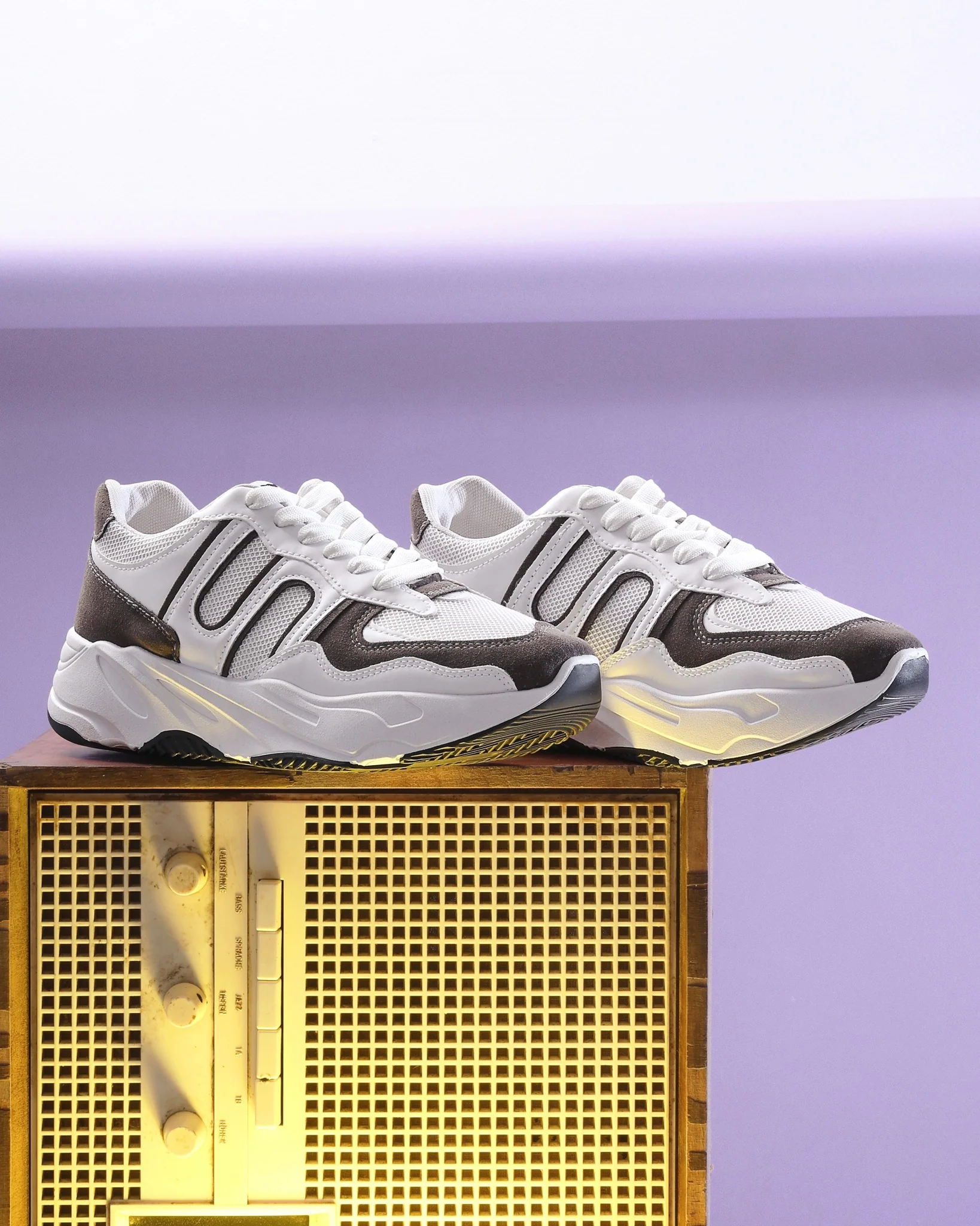 حذاء كاجوال من الفئة الفاخرة للحياة اليومية من تيستا تورو Q4 - Image 20