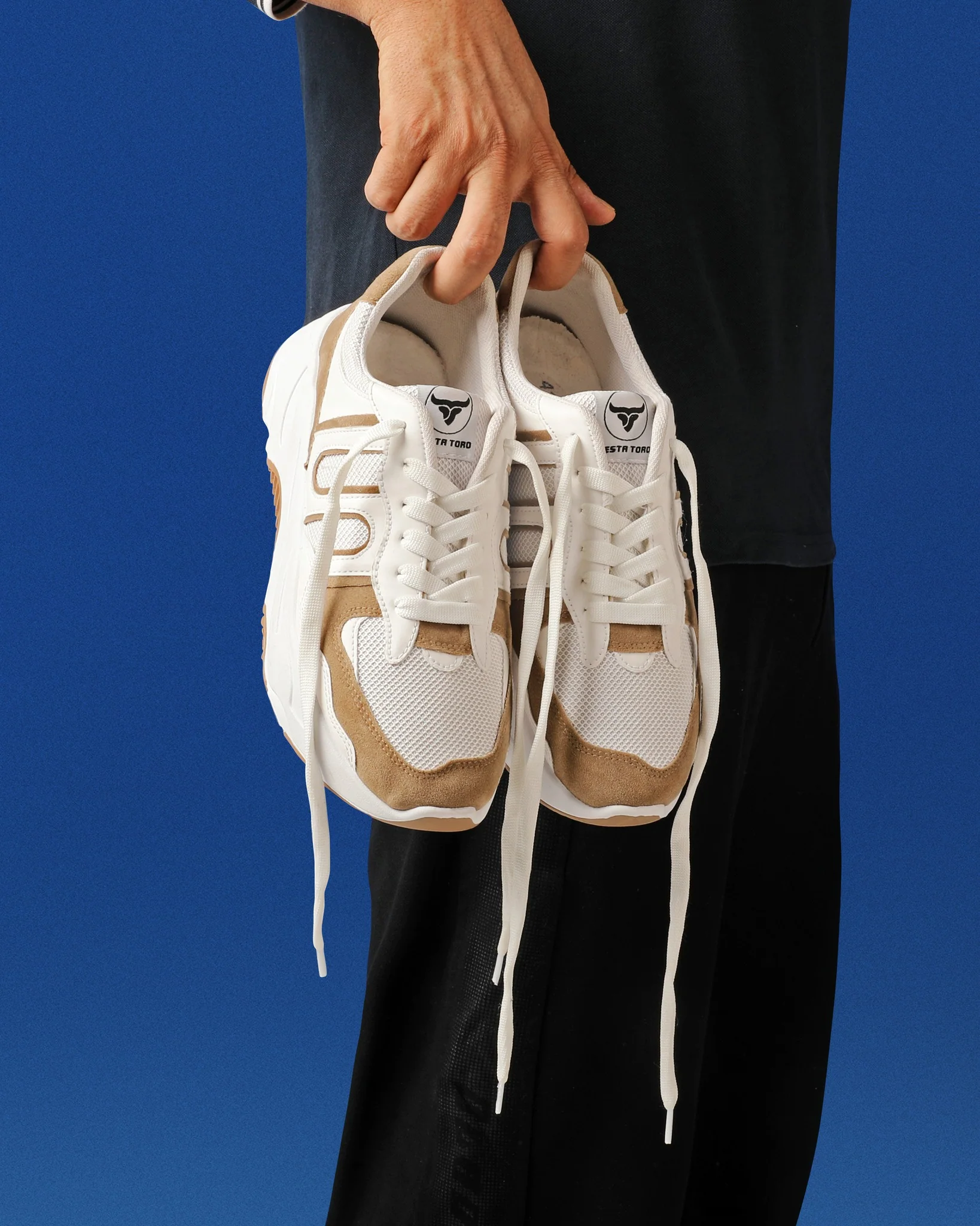 حذاء كاجوال من الفئة الفاخرة للحياة اليومية من تيستا تورو Q4 - Image 24