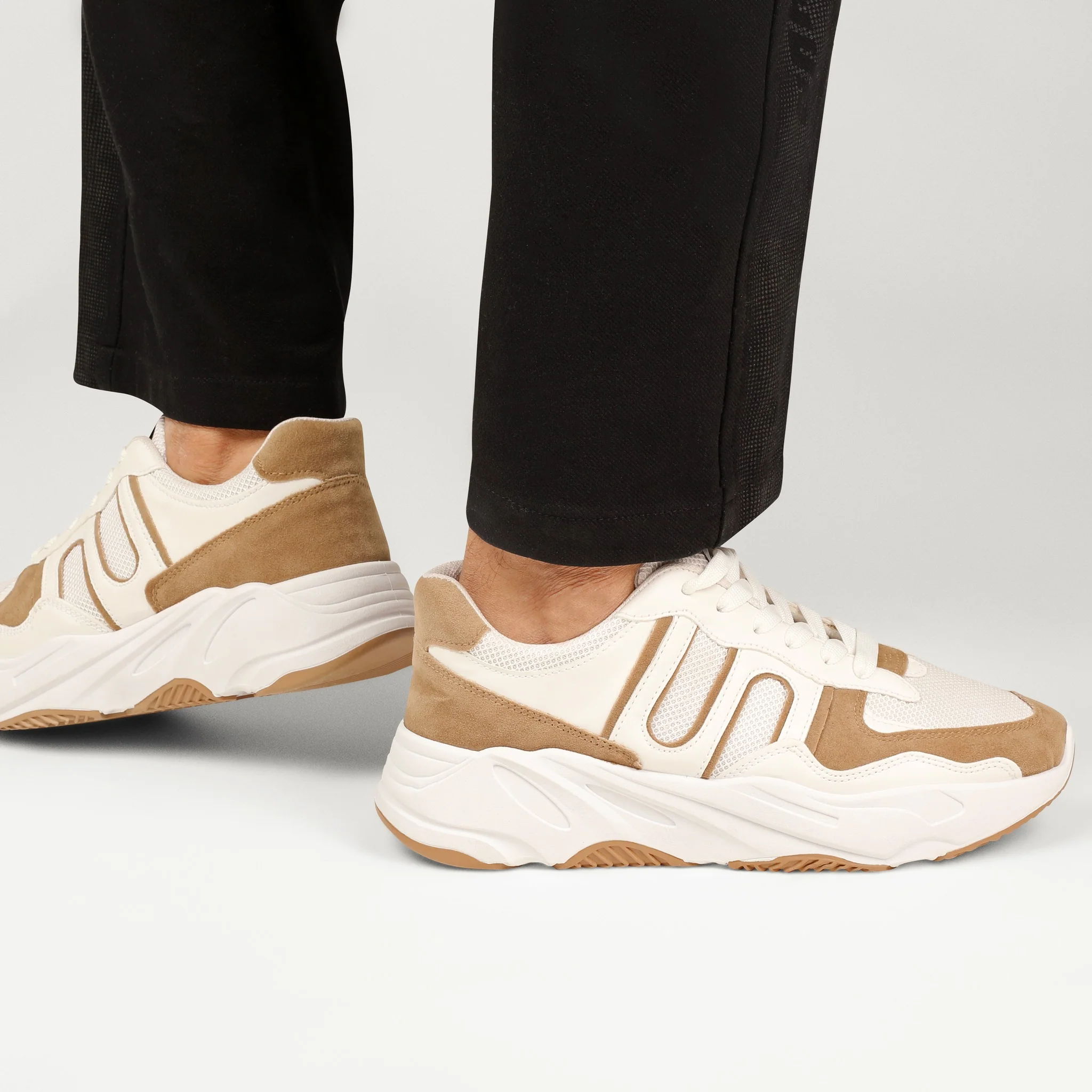 حذاء كاجوال من الفئة الفاخرة للحياة اليومية من تيستا تورو Q4 - Image 51