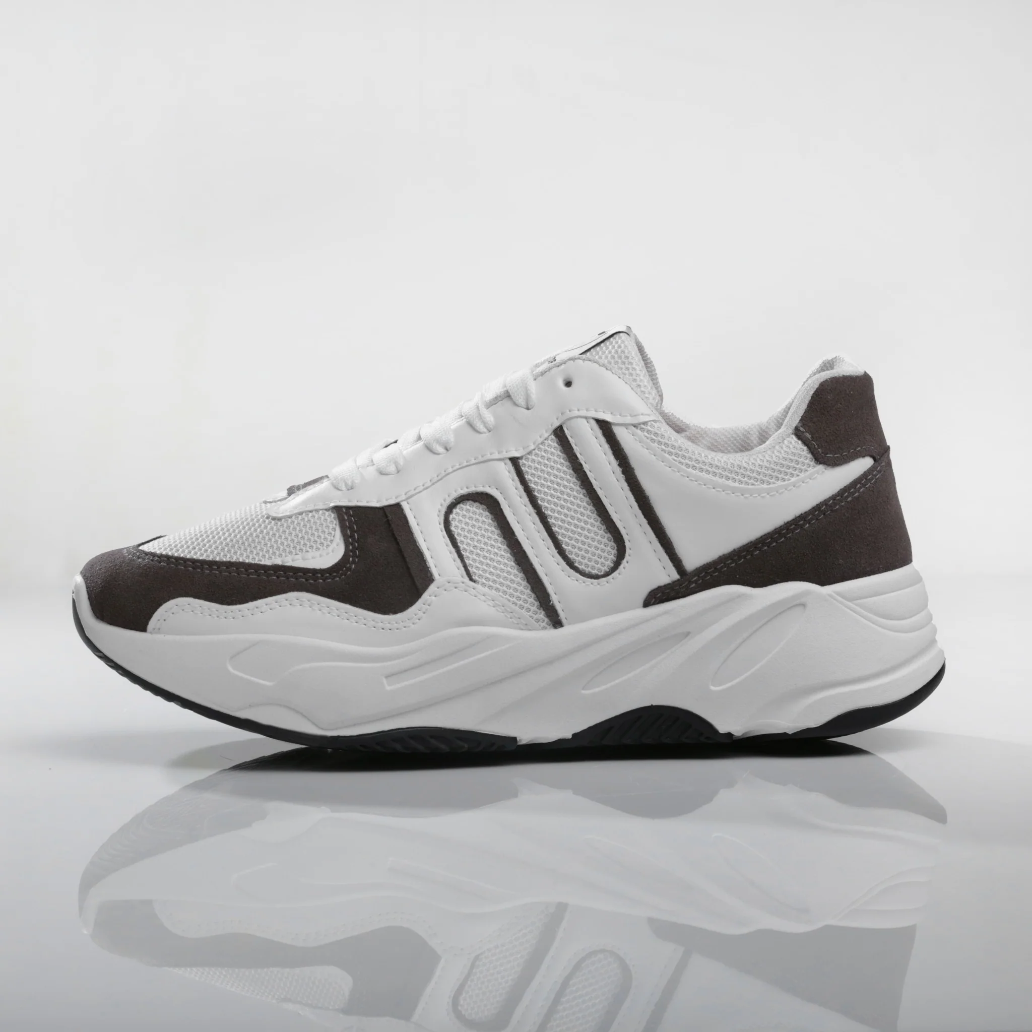 حذاء كاجوال من الفئة الفاخرة للحياة اليومية من تيستا تورو Q4 - Image 53