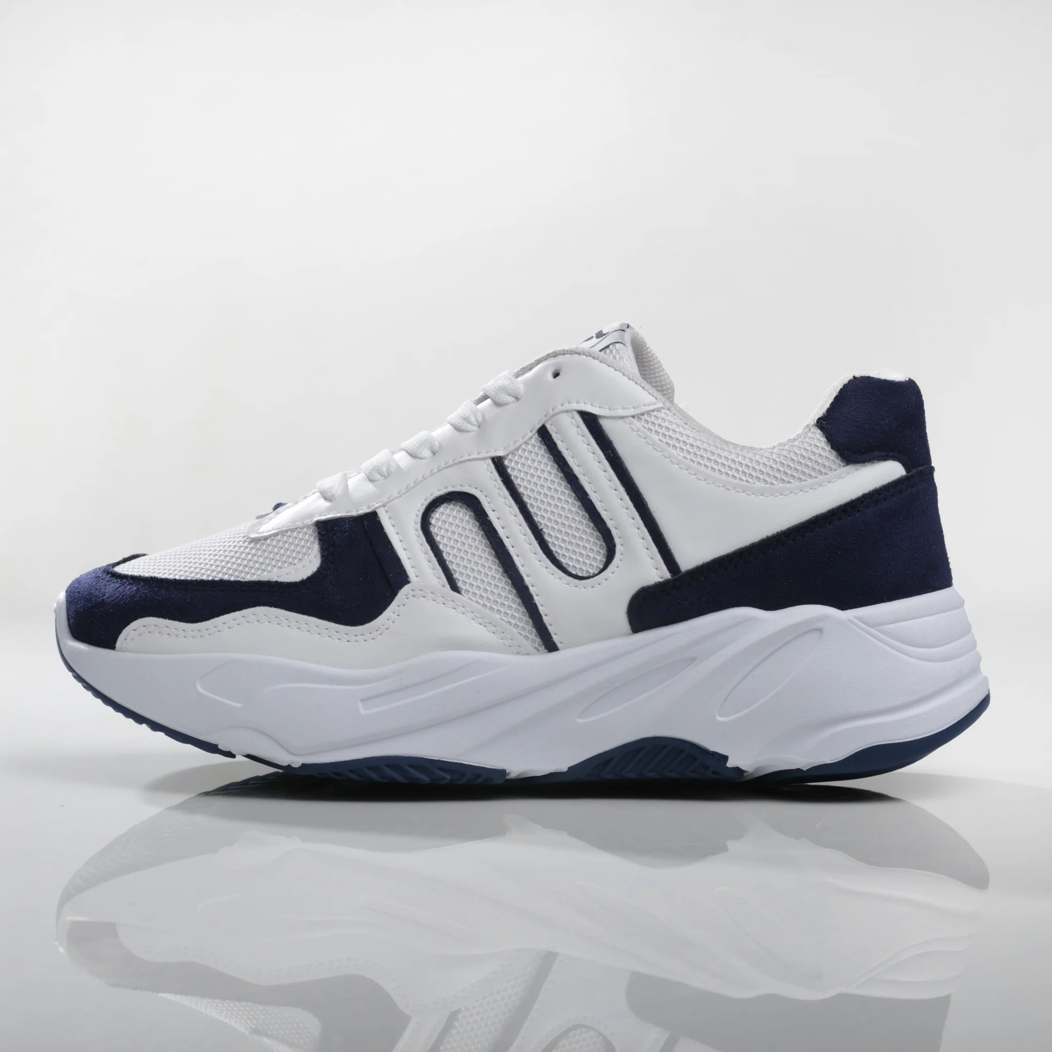 حذاء كاجوال من الفئة الفاخرة للحياة اليومية من تيستا تورو Q4 - Image 56