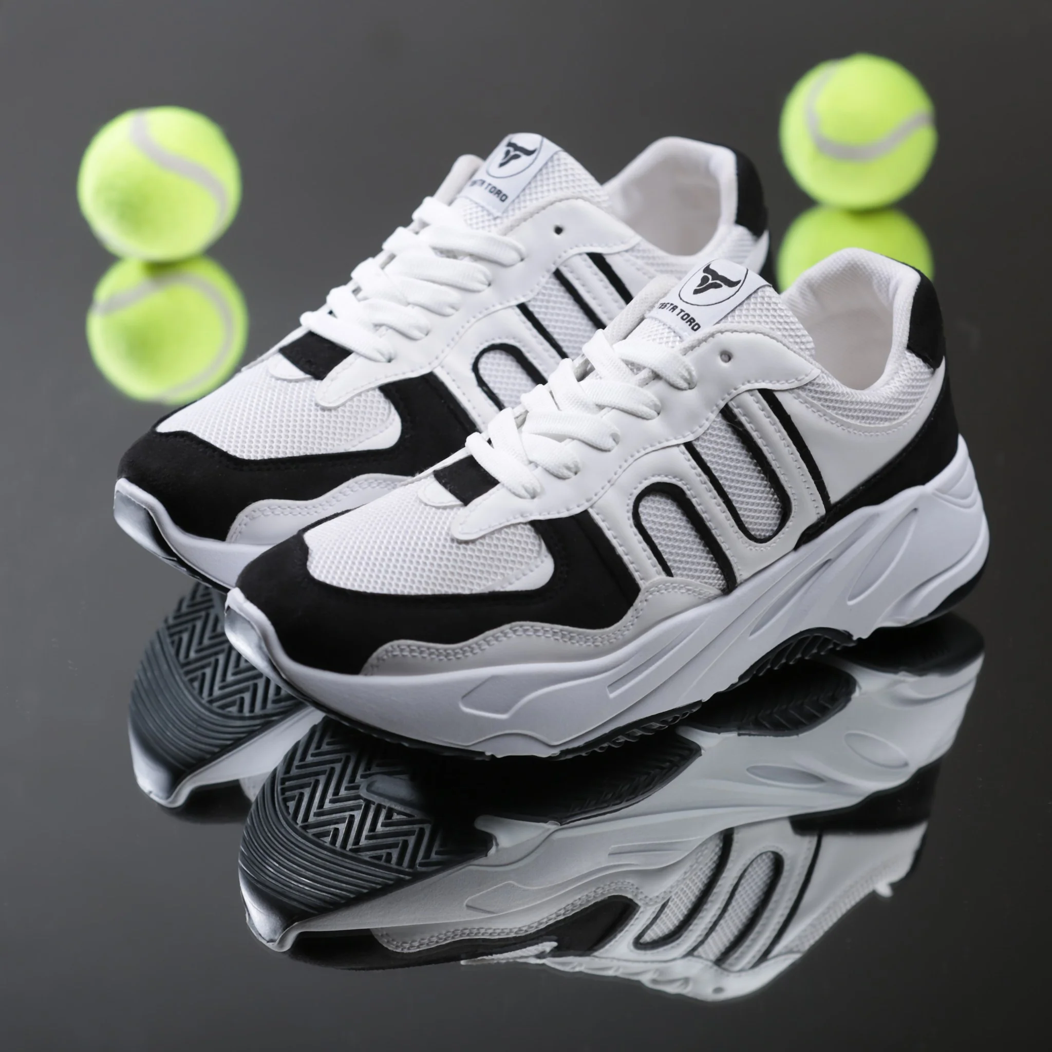 حذاء كاجوال من الفئة الفاخرة للحياة اليومية من تيستا تورو Q4 - Image 57