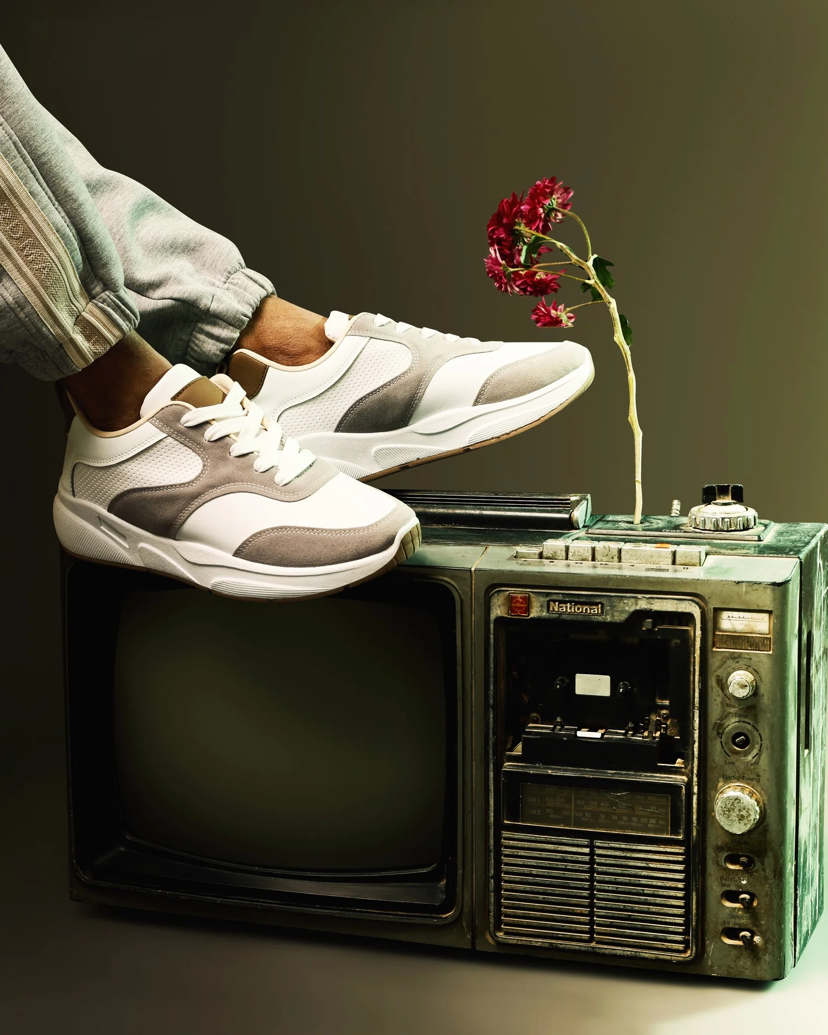 حذاء تيستا تورو الفاخر للرجال - تصميم رياضي أنيق ومريح S1 - Image 13