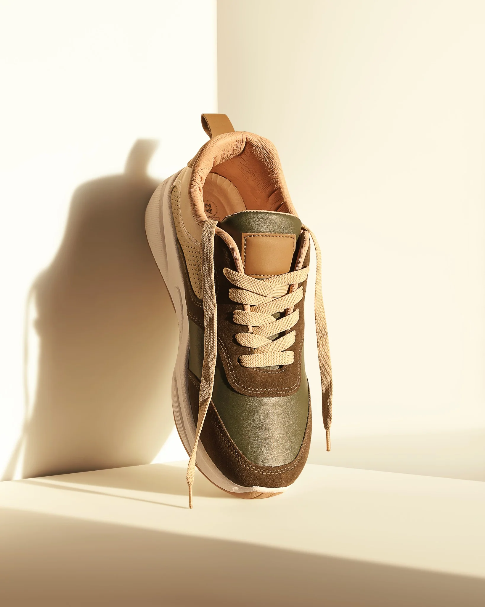 حذاء تيستا تورو الفاخر للرجال - تصميم رياضي أنيق ومريح S1 - Image 16