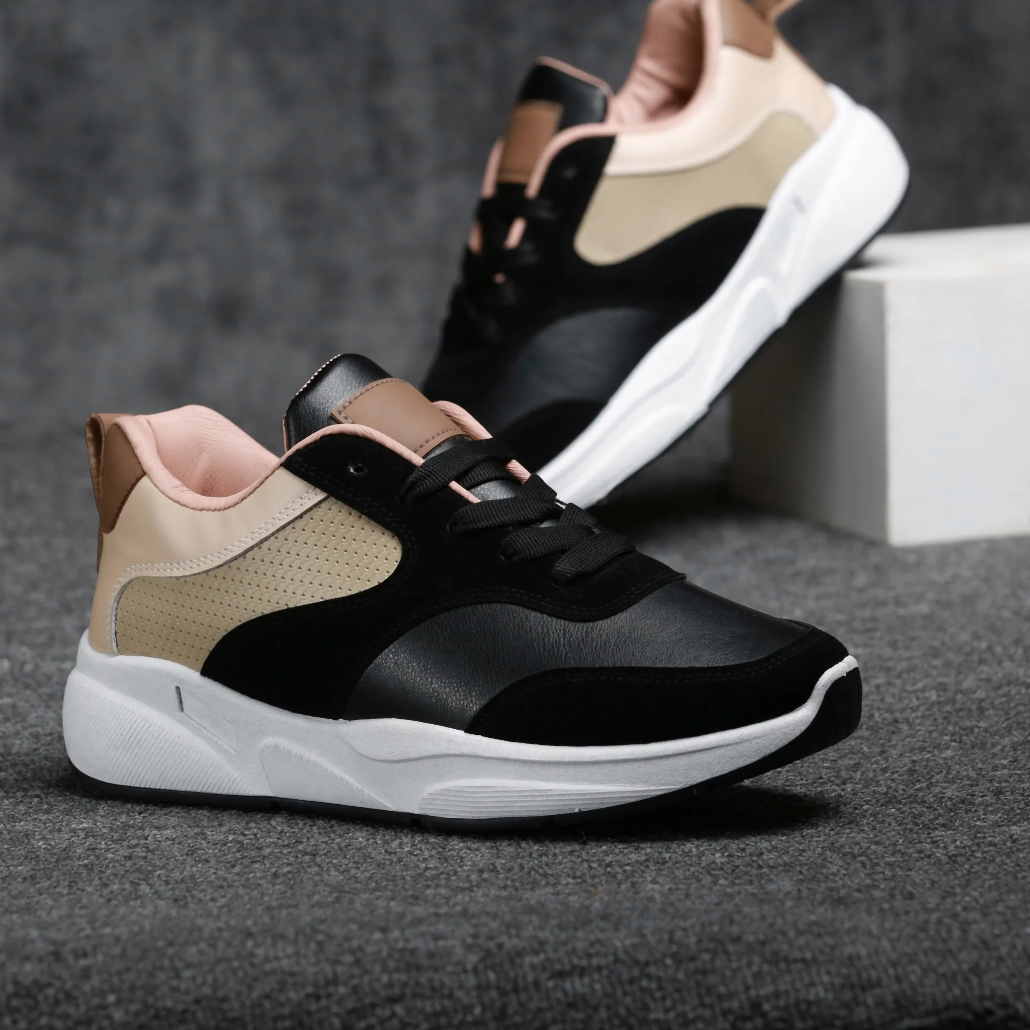 حذاء تيستا تورو الفاخر للرجال - تصميم رياضي أنيق ومريح S1 - Image 32