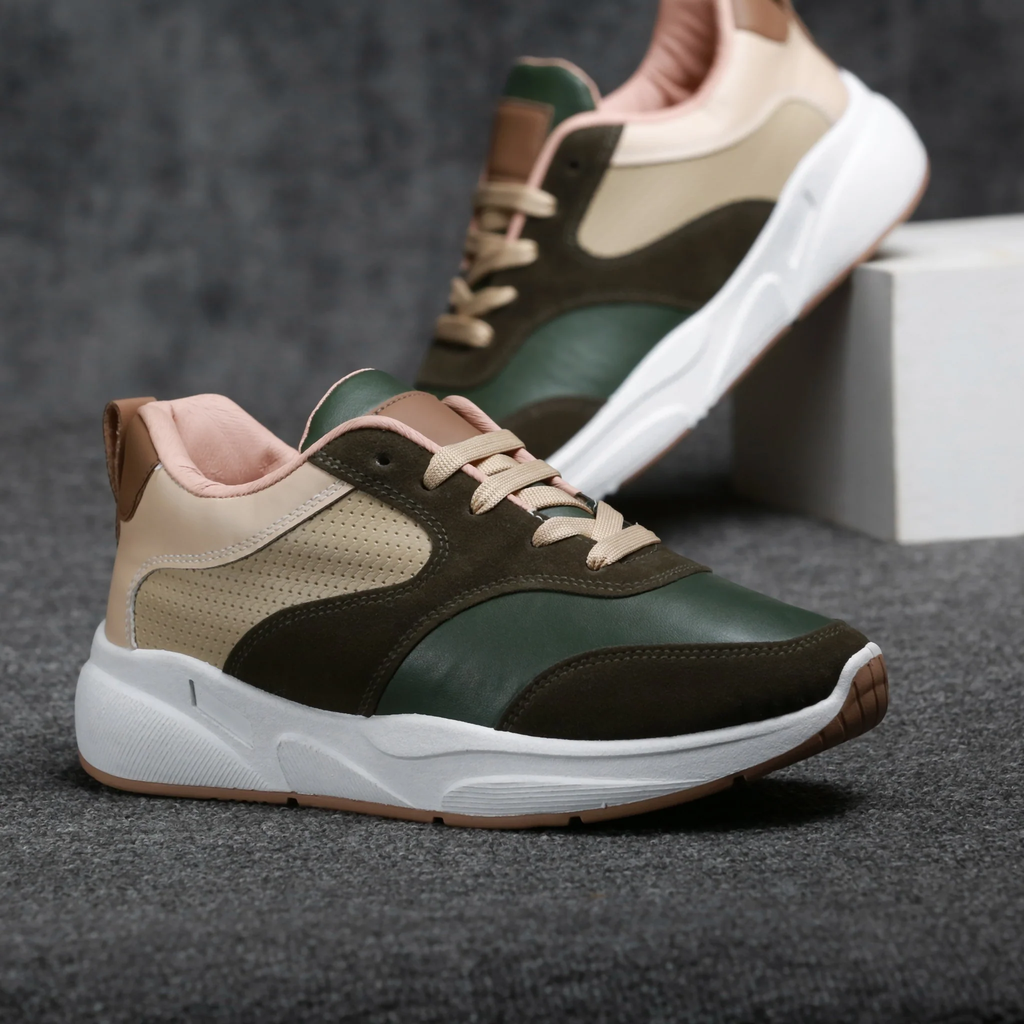 حذاء تيستا تورو الفاخر للرجال - تصميم رياضي أنيق ومريح S1 - Image 33