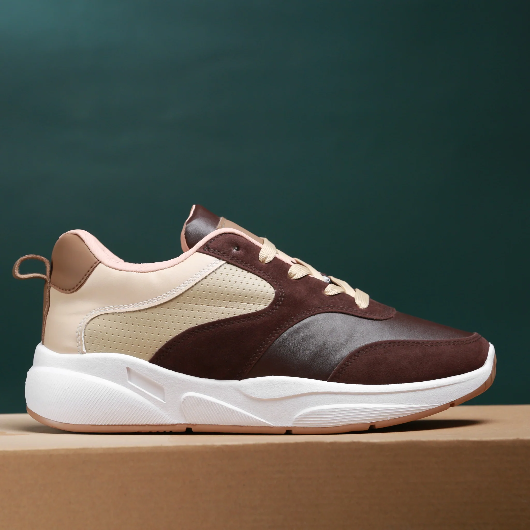 حذاء تيستا تورو الفاخر للرجال - تصميم رياضي أنيق ومريح S1 - Image 62