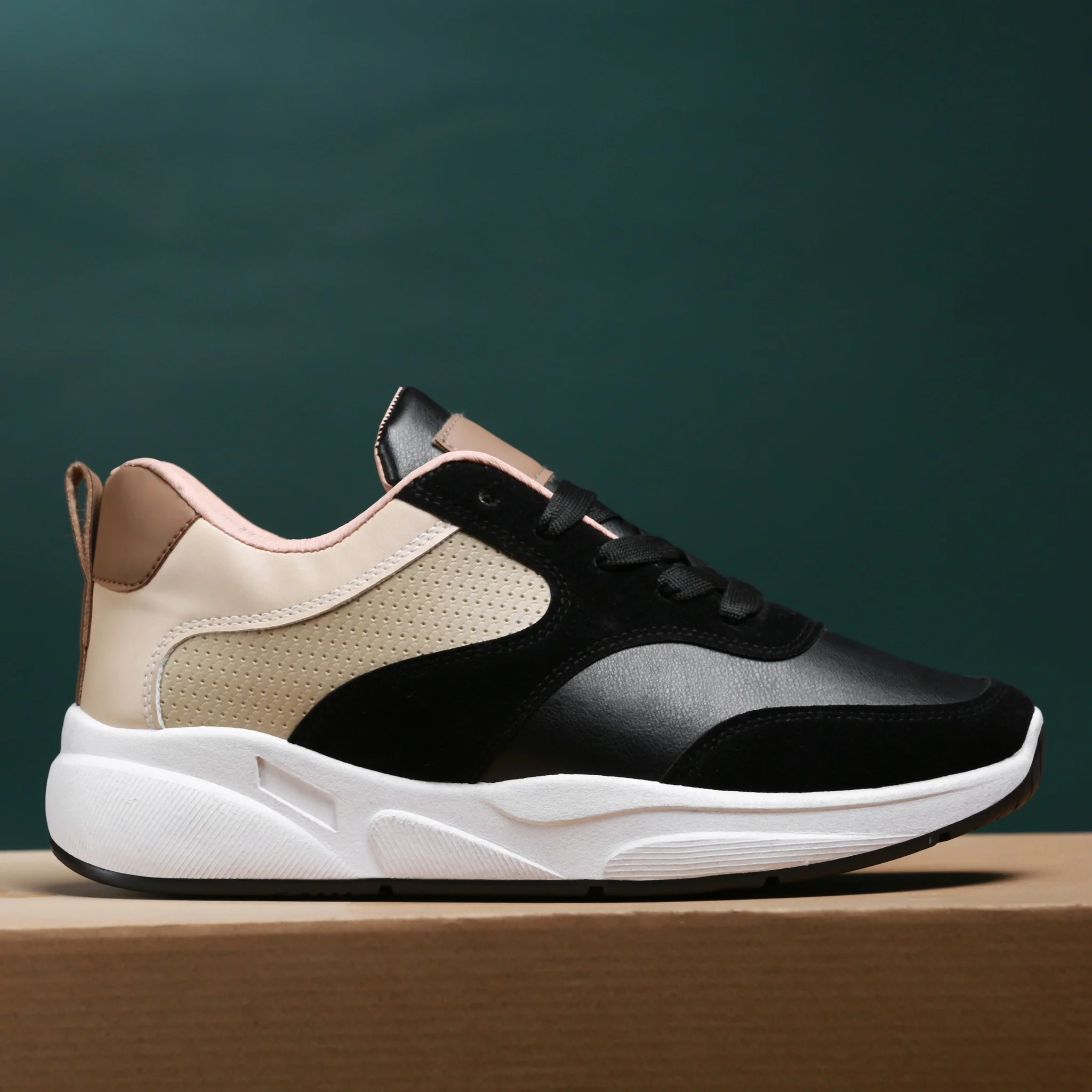 حذاء تيستا تورو الفاخر للرجال - تصميم رياضي أنيق ومريح S1 - Image 64