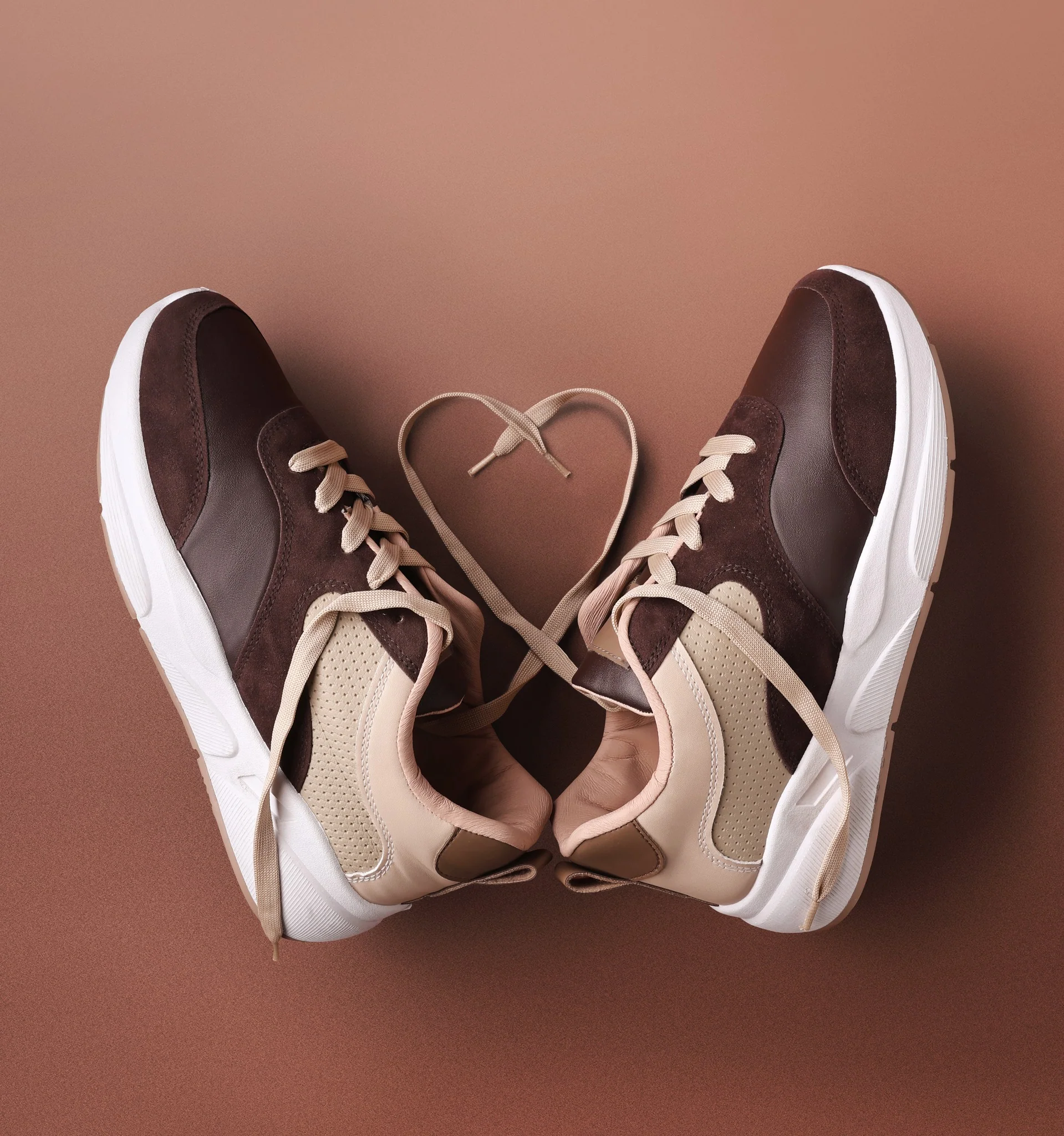 حذاء تيستا تورو الفاخر للرجال - تصميم رياضي أنيق ومريح S1 - Image 7