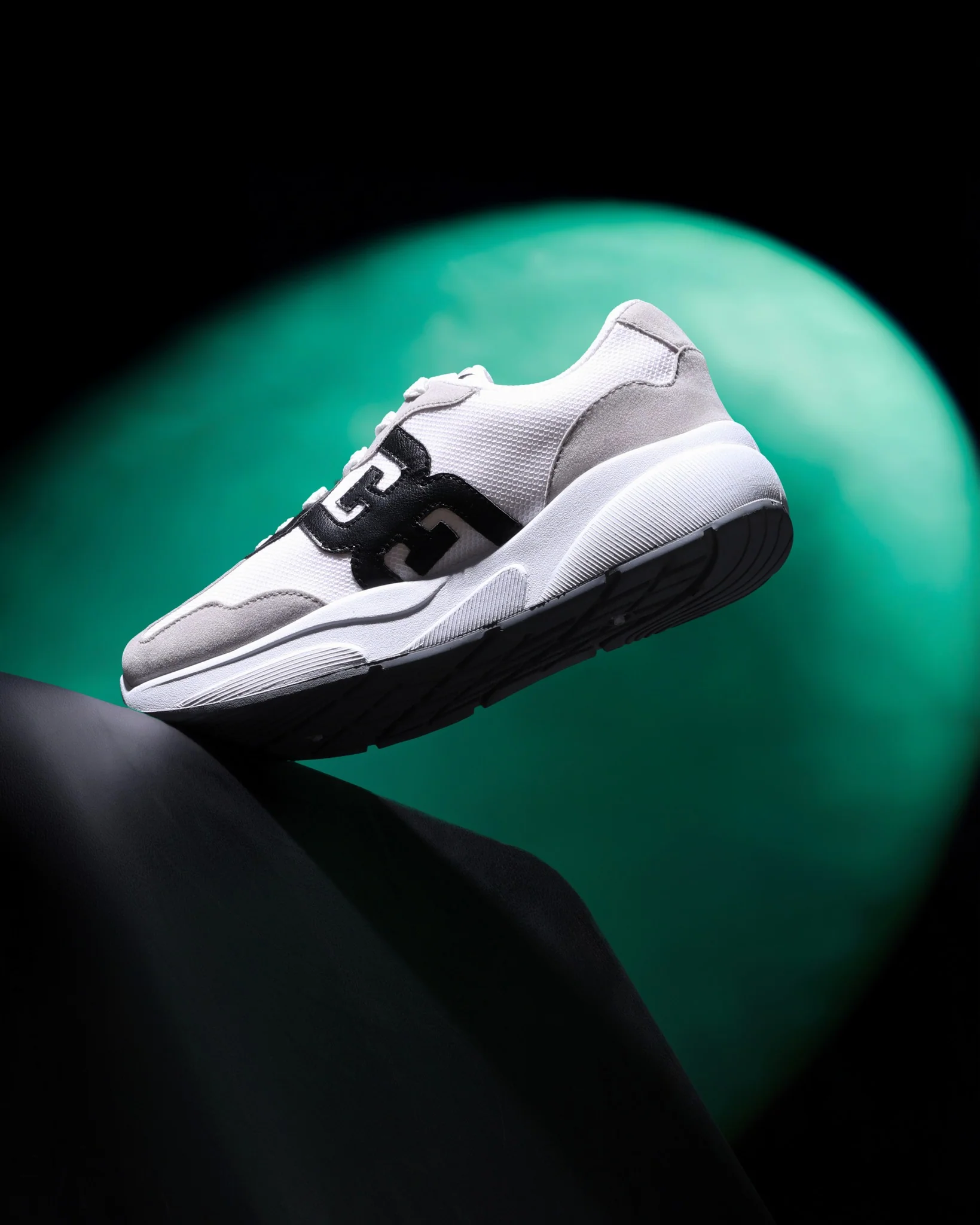 حذاء يومي مريح بخفة ملحوظة وامتصاص جيد للصدمات S6 - Image 15