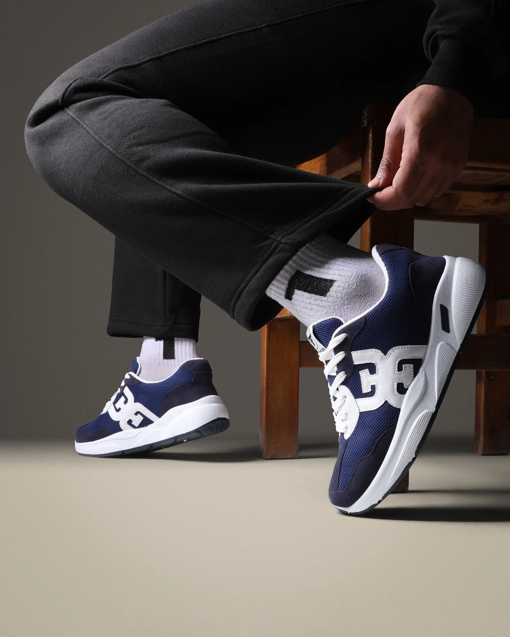 حذاء يومي مريح بخفة ملحوظة وامتصاص جيد للصدمات S6 - Image 20