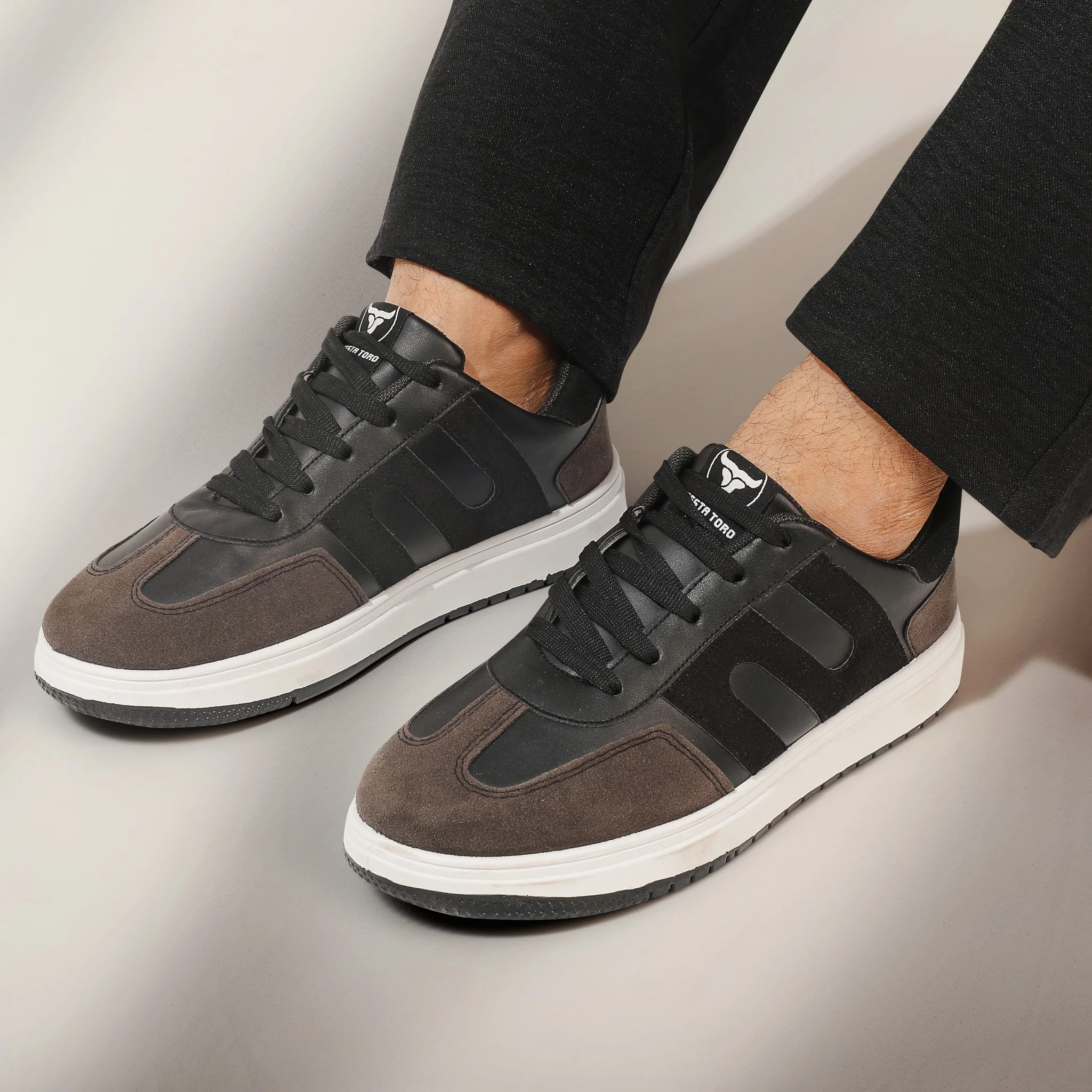 حذاء من الفئة الفاخرة بتصميم هادئ للحياة اليومية من تيستا تورو x12 - Image 13