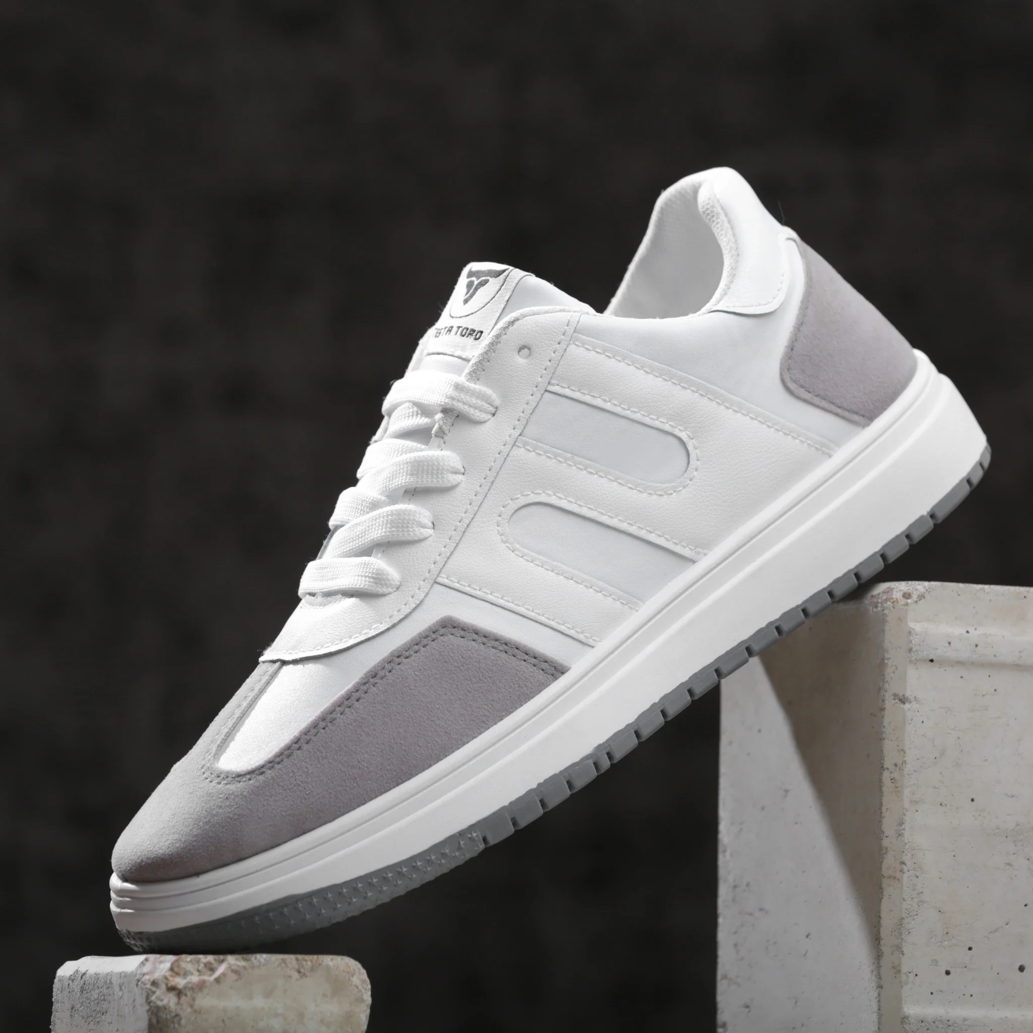 حذاء من الفئة الفاخرة بتصميم هادئ للحياة اليومية من تيستا تورو x12 - Image 20