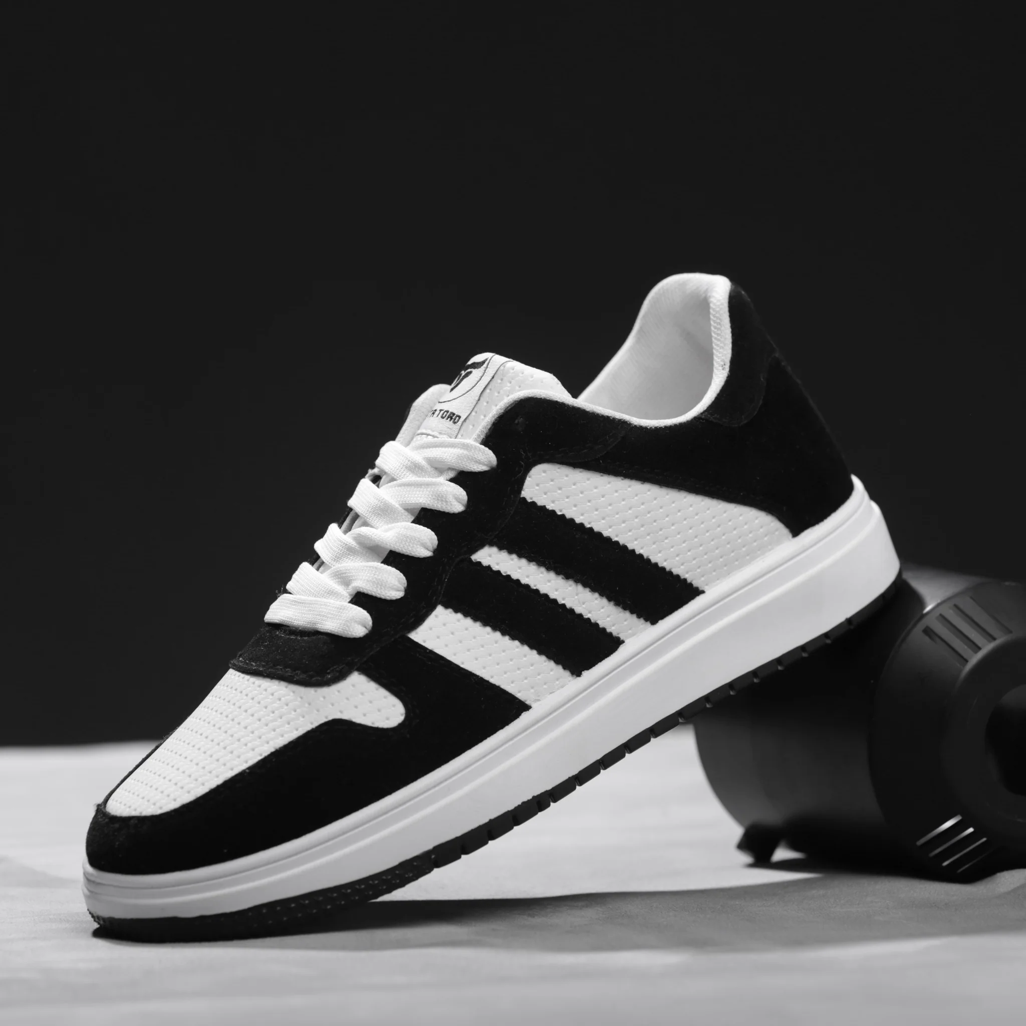 حذاء من الفئة الفاخرة بأساس من جلد الفورميلا مطعم بجلود مدبوغة الوجهين دبل فيس من تيستا تورو x13 - Image 12