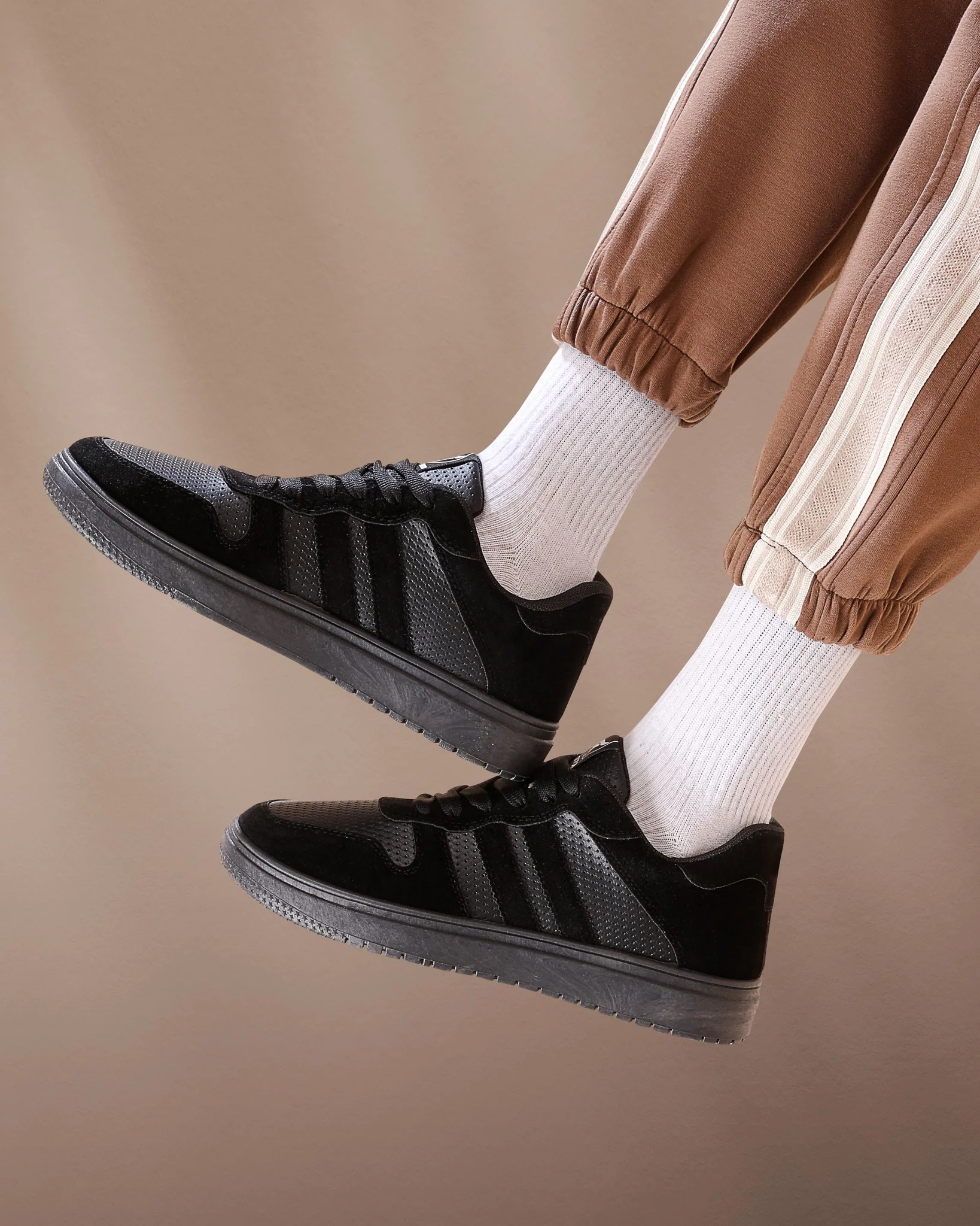 حذاء من الفئة الفاخرة بأساس من جلد الفورميلا مطعم بجلود مدبوغة الوجهين دبل فيس من تيستا تورو x13 - Image 15