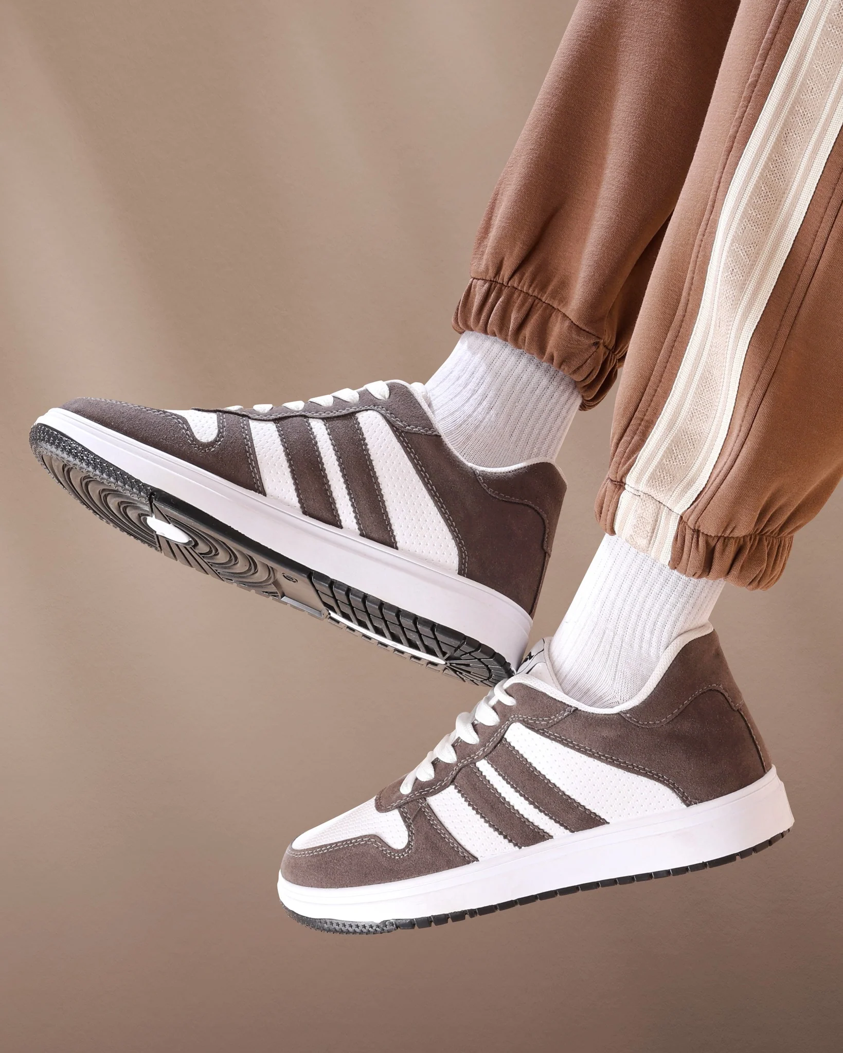 حذاء من الفئة الفاخرة بأساس من جلد الفورميلا مطعم بجلود مدبوغة الوجهين دبل فيس من تيستا تورو x13 - Image 17