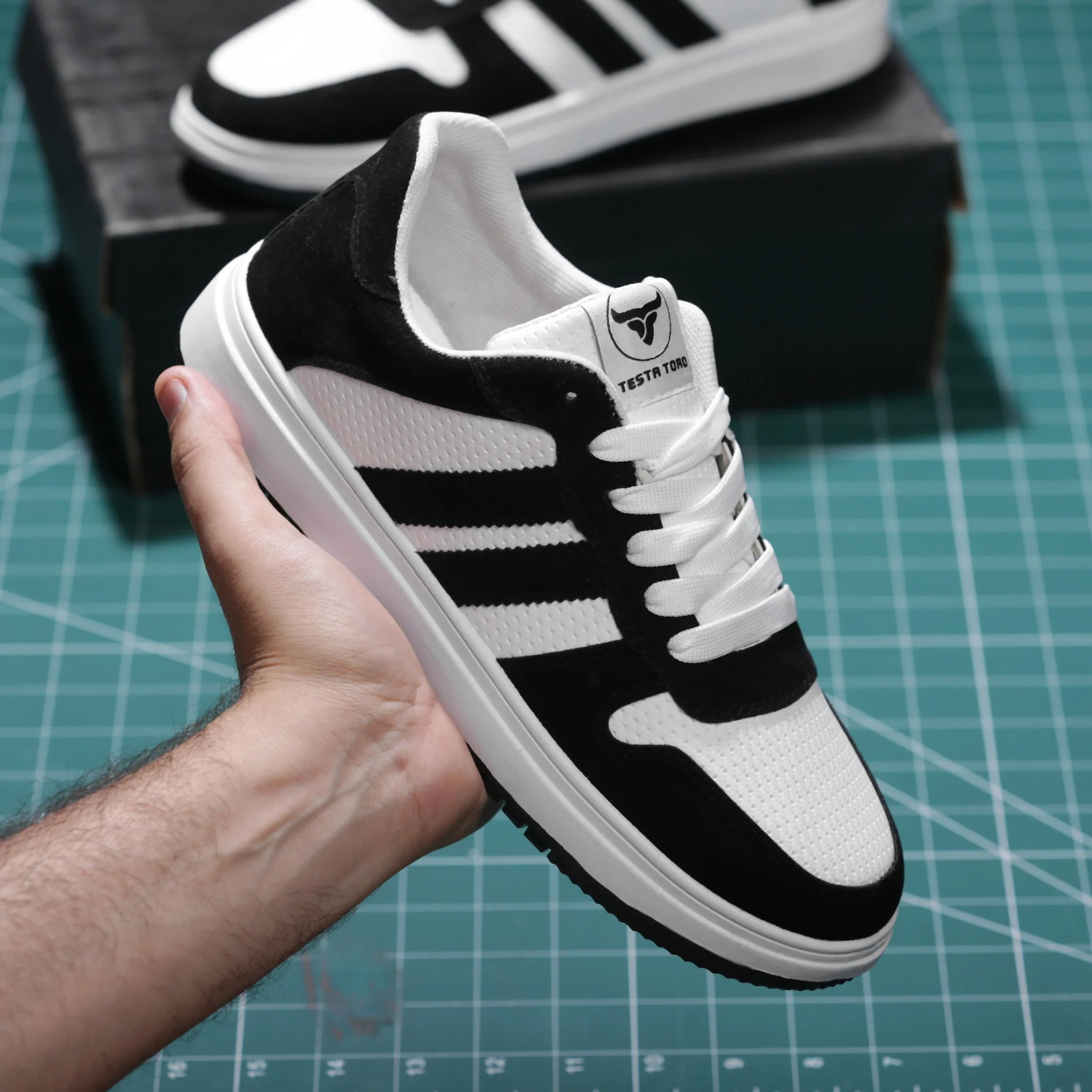 حذاء من الفئة الفاخرة بأساس من جلد الفورميلا مطعم بجلود مدبوغة الوجهين دبل فيس من تيستا تورو x13 - Image 21