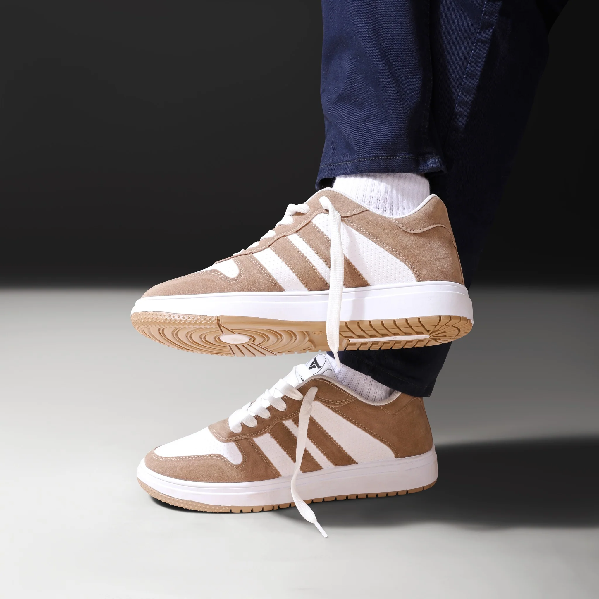 حذاء من الفئة الفاخرة بأساس من جلد الفورميلا مطعم بجلود مدبوغة الوجهين دبل فيس من تيستا تورو x13 - Image 25