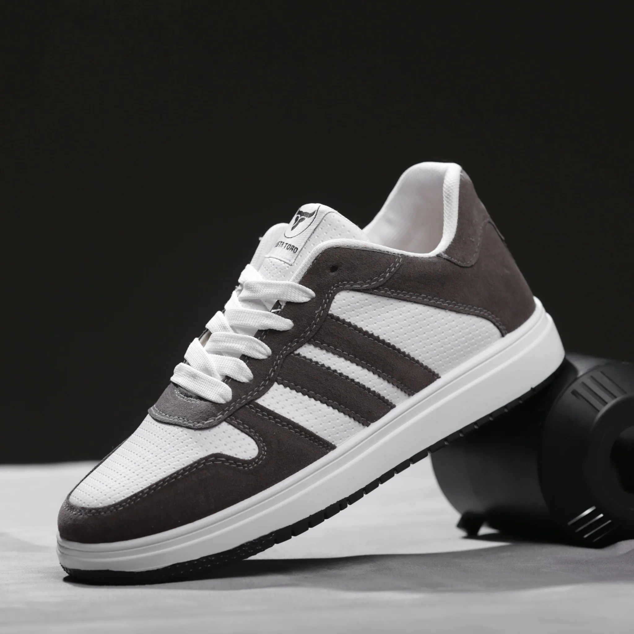 حذاء من الفئة الفاخرة بأساس من جلد الفورميلا مطعم بجلود مدبوغة الوجهين دبل فيس من تيستا تورو x13 - Image 9