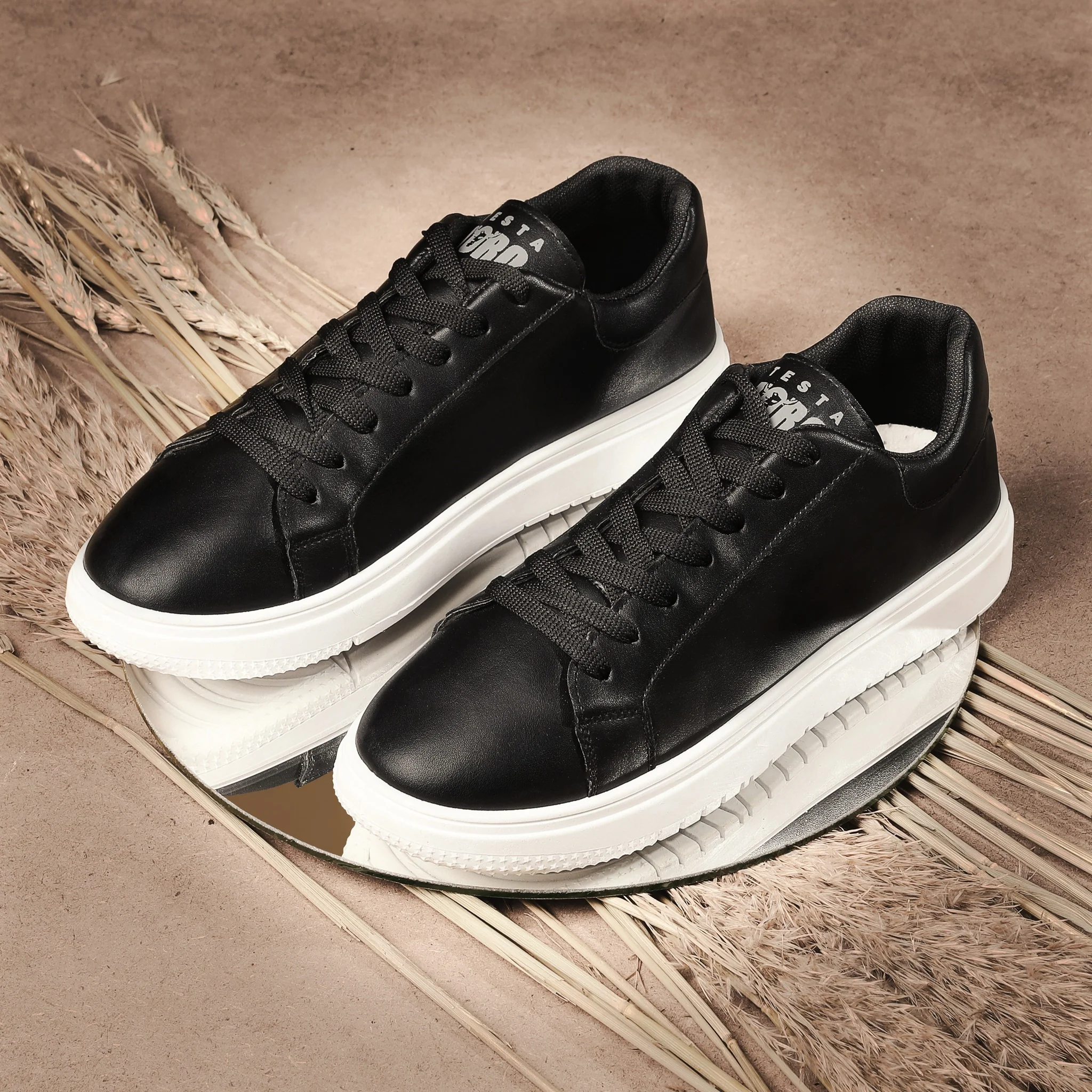 سنيكر بيزيك اساسي لجميع ظروف الارتداء مبطن بتقنية الكلاود فوم x8 - Image 18